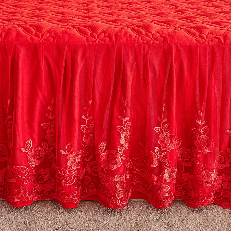 Copriletto trapuntato in broccato con gonna arricciata in pizzo per uno stile elegante della camera da letto