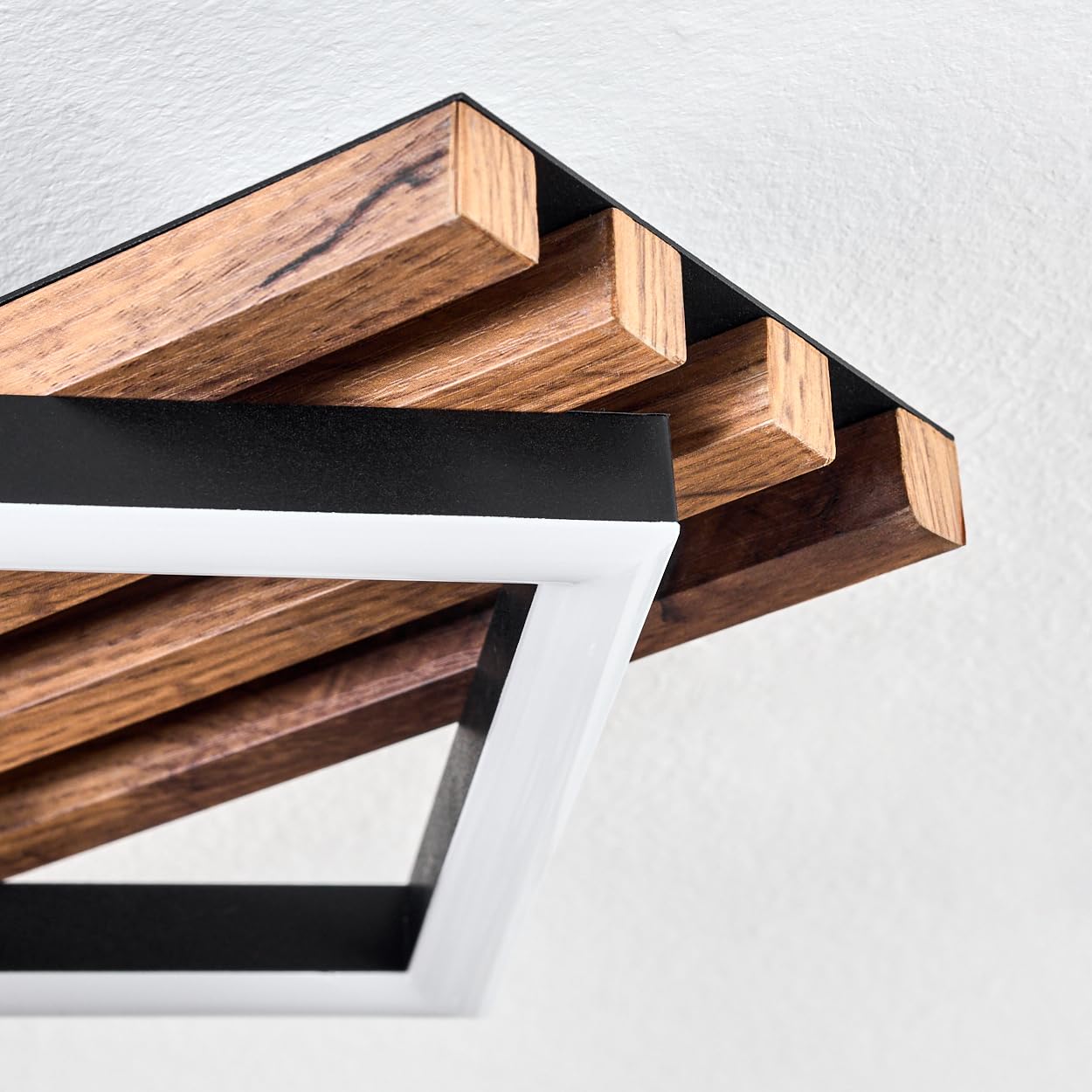 Lámpara de techo LED Ellekilde de HOFSTEIN, lámpara de techo de metal/MDF/plástico en negro/imitación madera/blanco, 18 W, 3000 Kelvin, diseño moderno para dormitorio, comedor, salón, cocina, pasillo