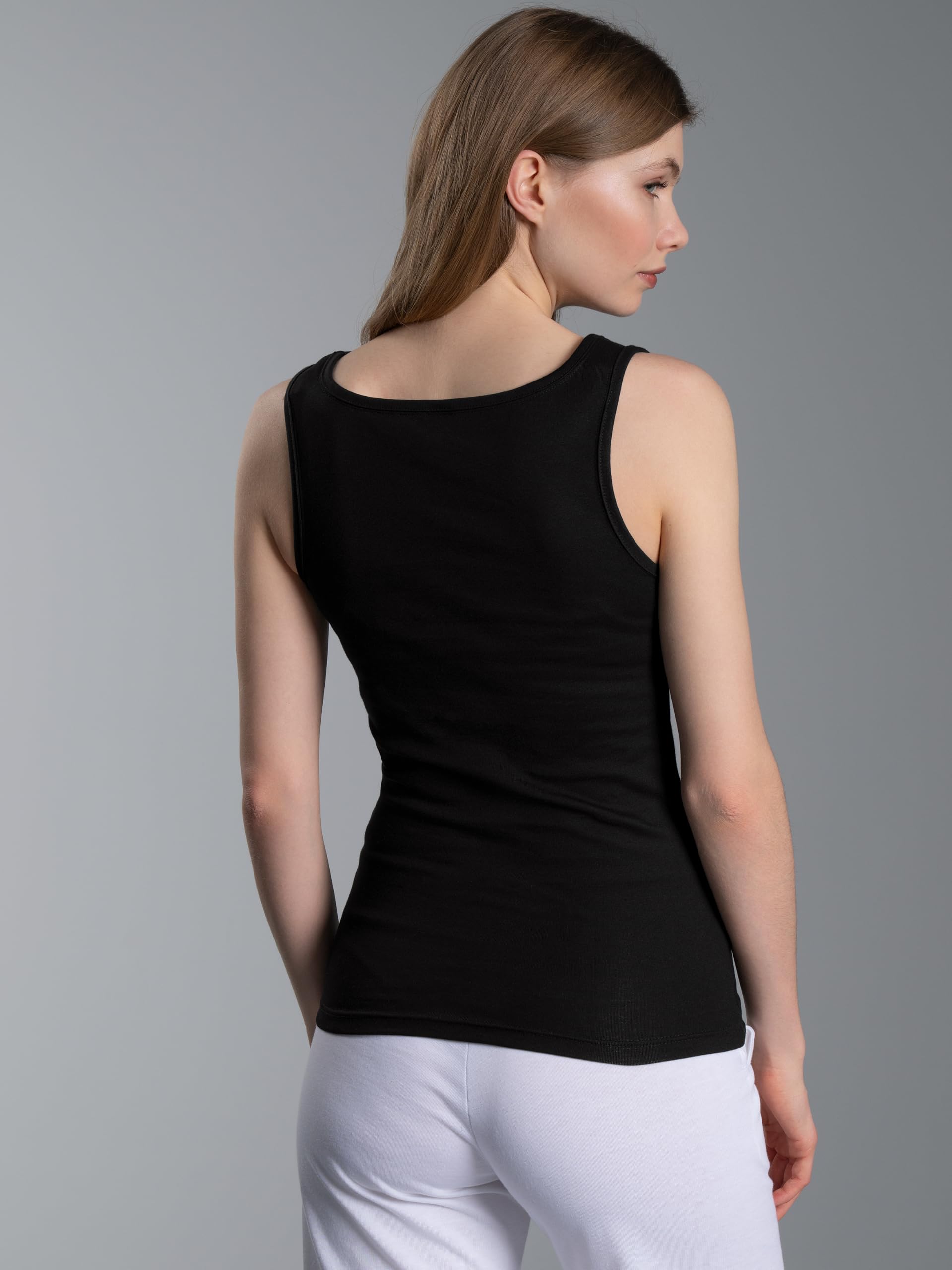 TRIGEMA Trägershirt mit Kristallsteinen