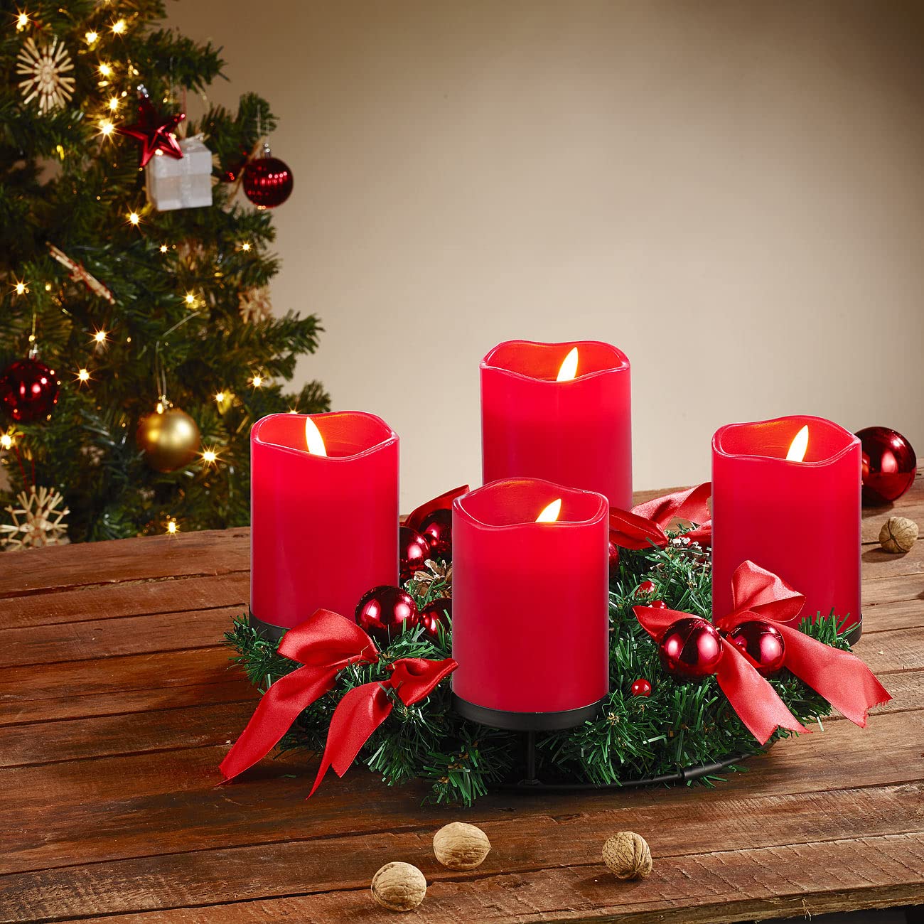 Adventkranz: Adventskranz mit rotem Schmuck, inkl. LED-Kerzen in rot (Weihnachtskranz, Adventsdeko-Kerzen-Kränze, Kerze)