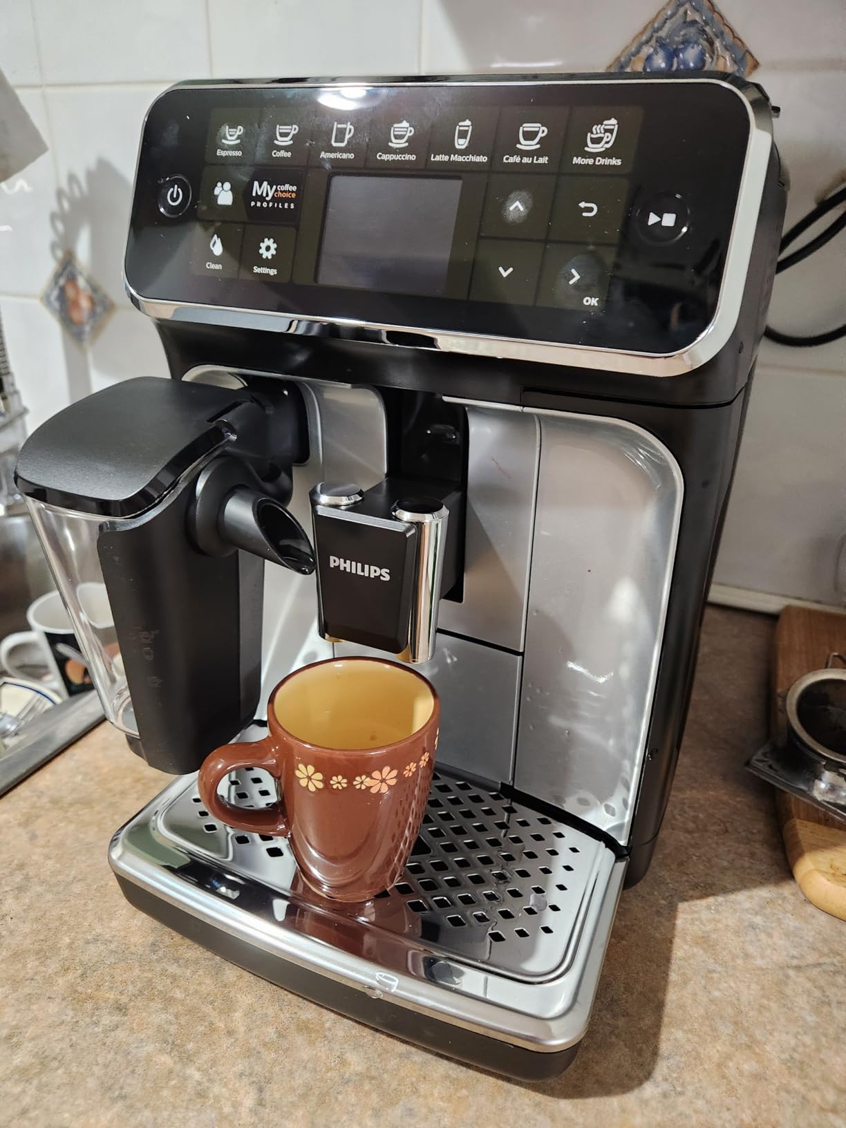 Philips 4300 Series Fully Automatic Espresso Machine, 8 Beverages