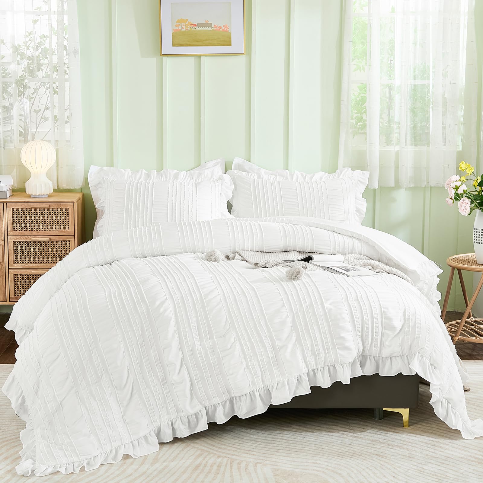 WONGS BEDDING White Queen Comforter Set – Boho Ruffle Comforter, Soft Seersucker Shabby Chic Bedding Set, 3 Pieces