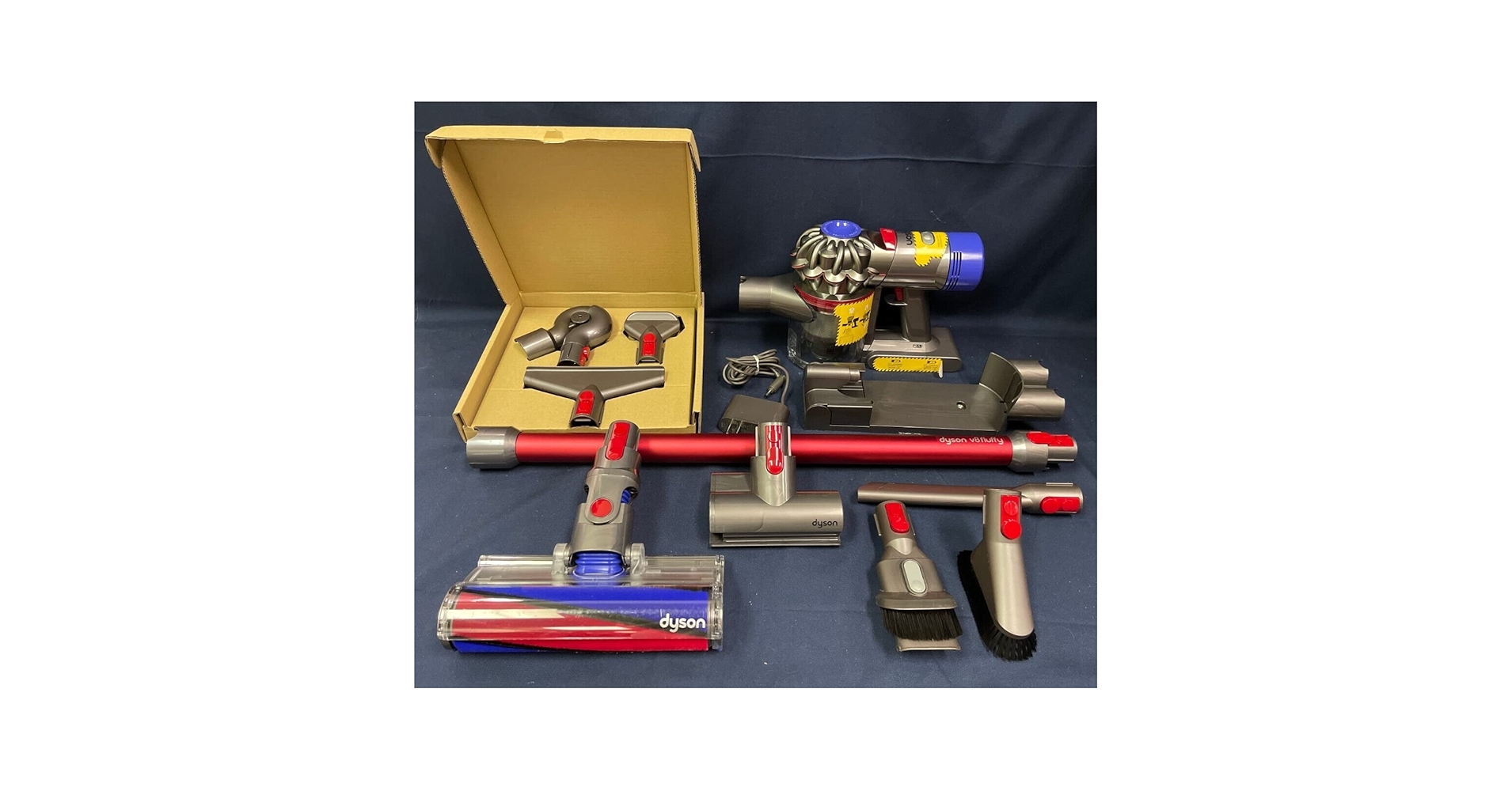 Amazon.com - Dyson V8 Fluffy Cordless Stick Vacuum Cleaner