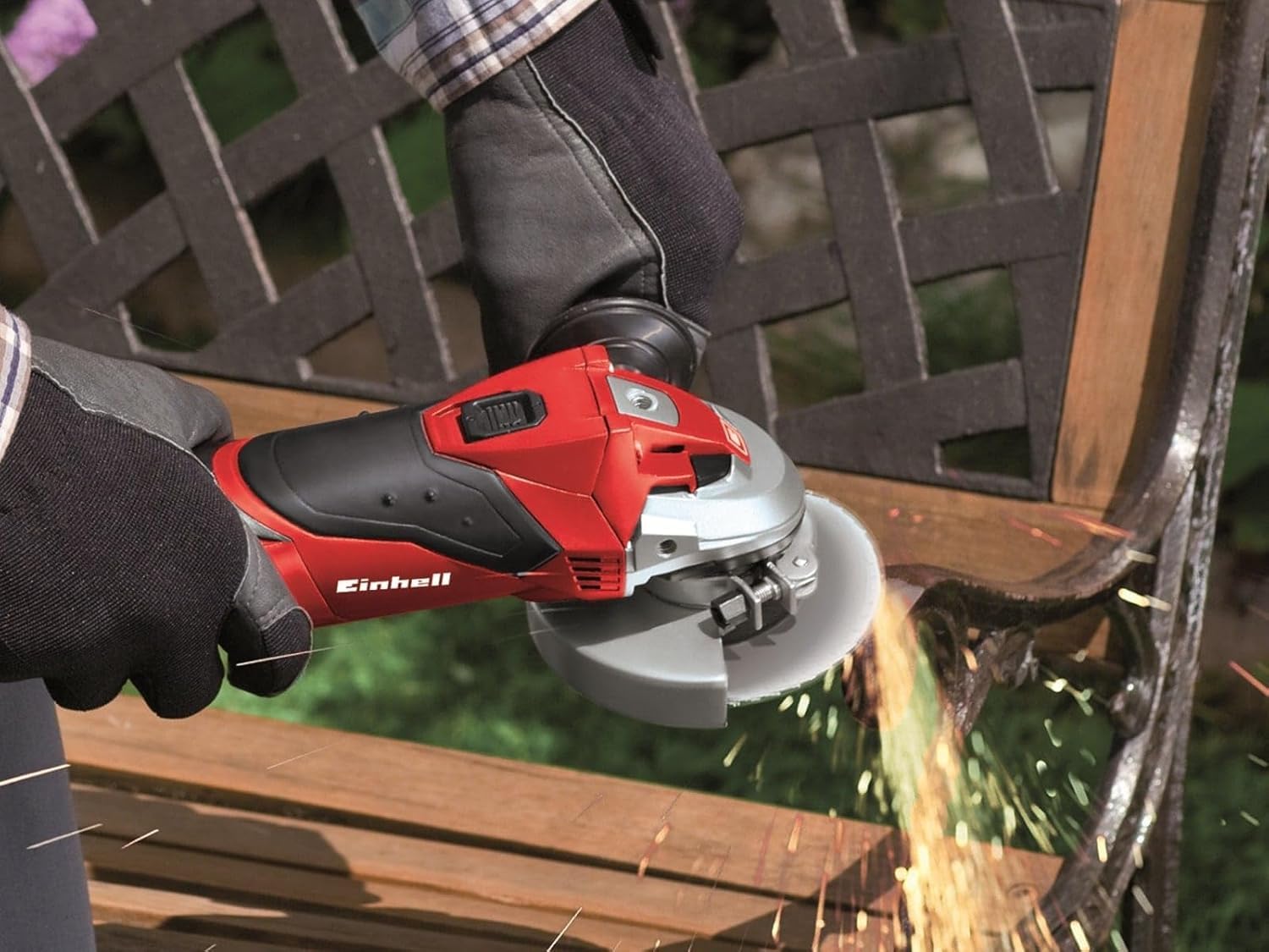 Einhell TE-AG 125/750 Smerigliatrice angolare (tensione 230 V, potenza 750 W, giri min. 12000, diam. Max disco 125 mm, regolazone copri disco senza utensili, inc. impugnatura aggiuntiva con chiave integrata)