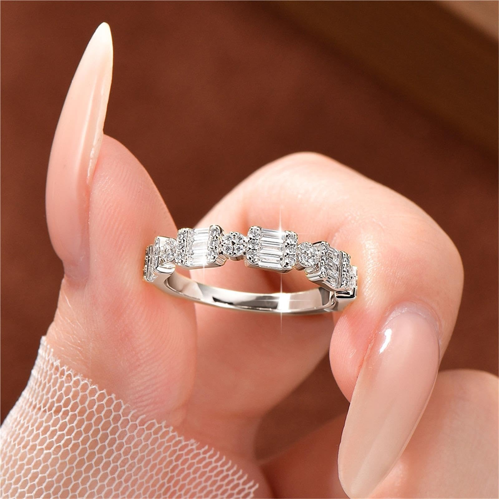 Cobre chapado Cushion Moissanita Anillo for Mujeres