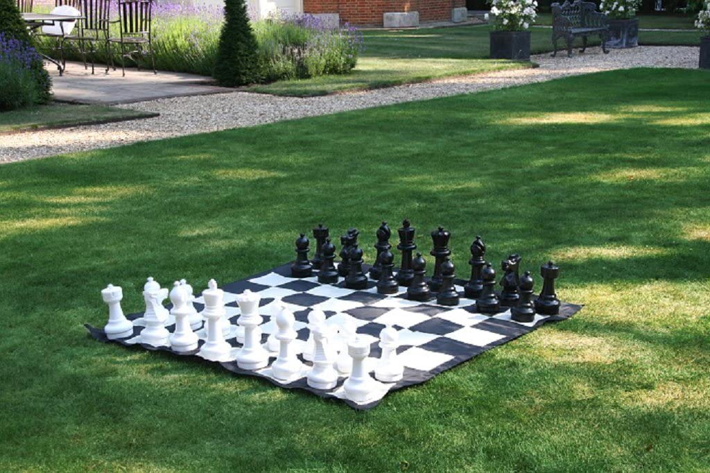 Uber Games Garden Chess Set With Nylon Chequerboard Mat