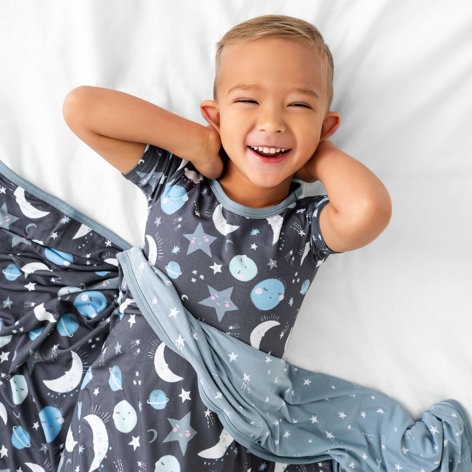 Amazon.com: Little Sleepies Cloud Blanket, Soft Viscose from  display picture 1