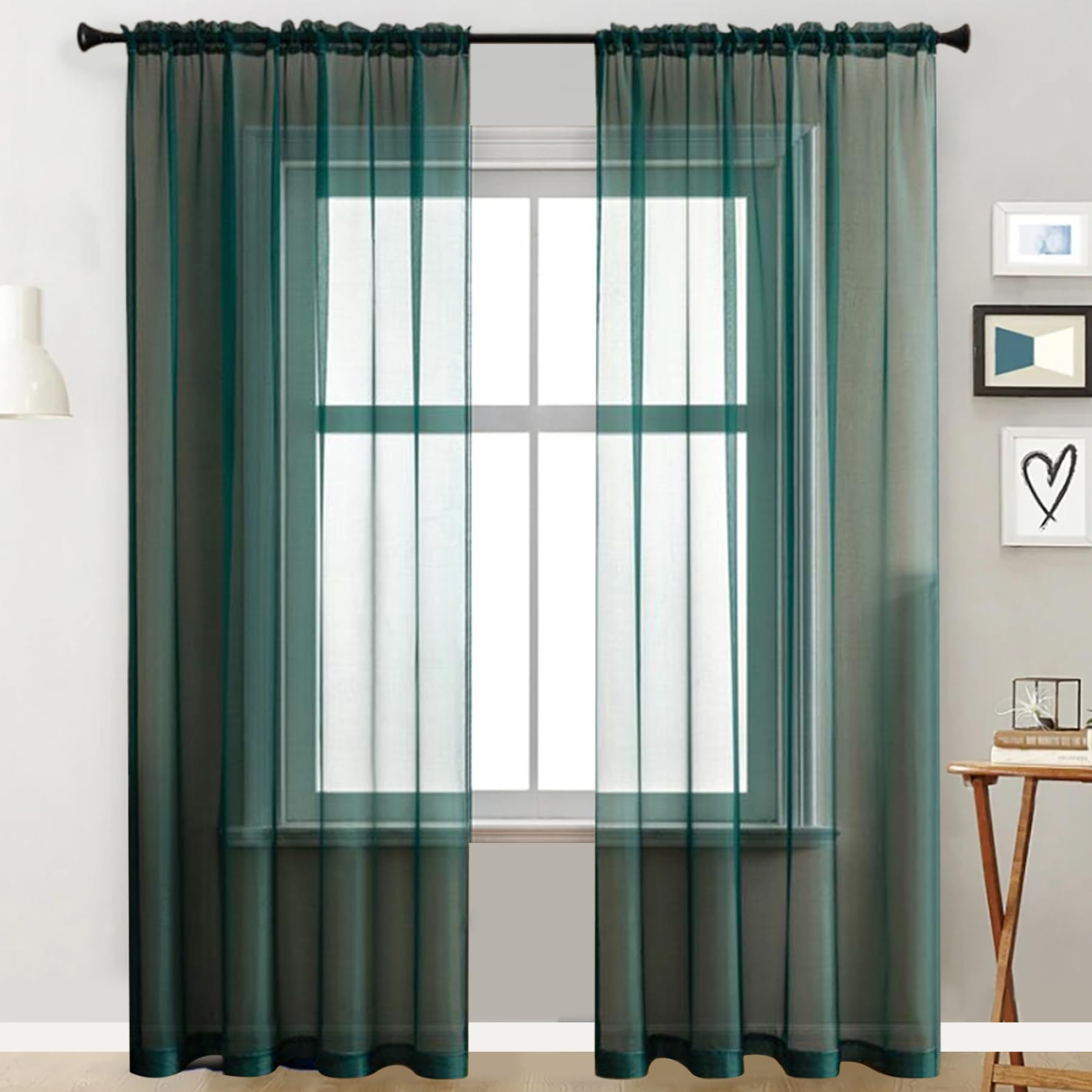 Cortinas transparentes verde oscuro que filtran la luz solar y protegen tu privacidad