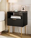 Masupu Table de chevet avec borne de recharge, Table de lit moderne avec tiroir de rangement et plateau en bois ouvert,Petite table de chene en or pour chambre,Salle de séjour (noir)