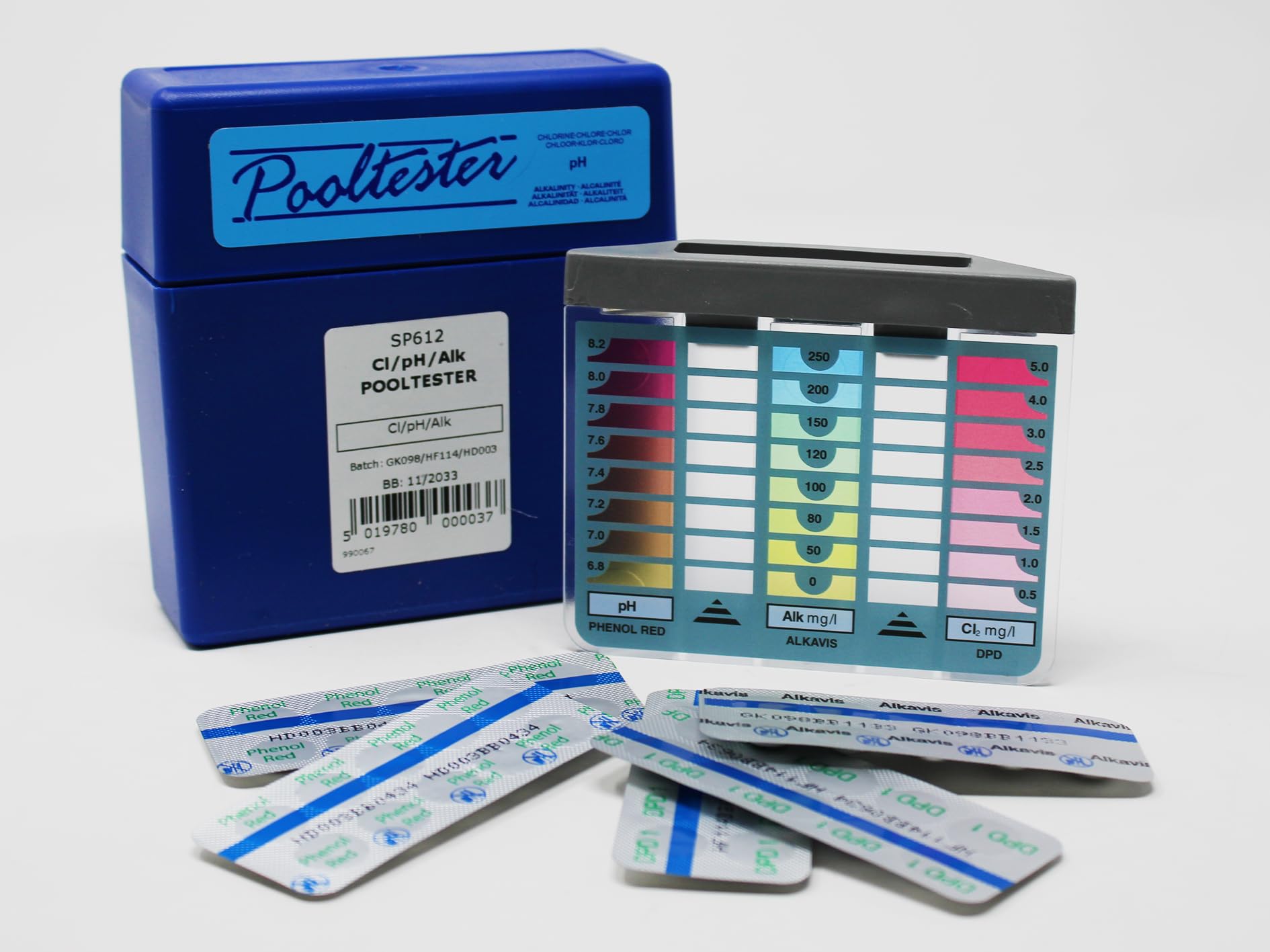 Palintest SP 612 Pooltester Kit with the color comparator block showing scales for pH, Alkalinity, and Chlorine.