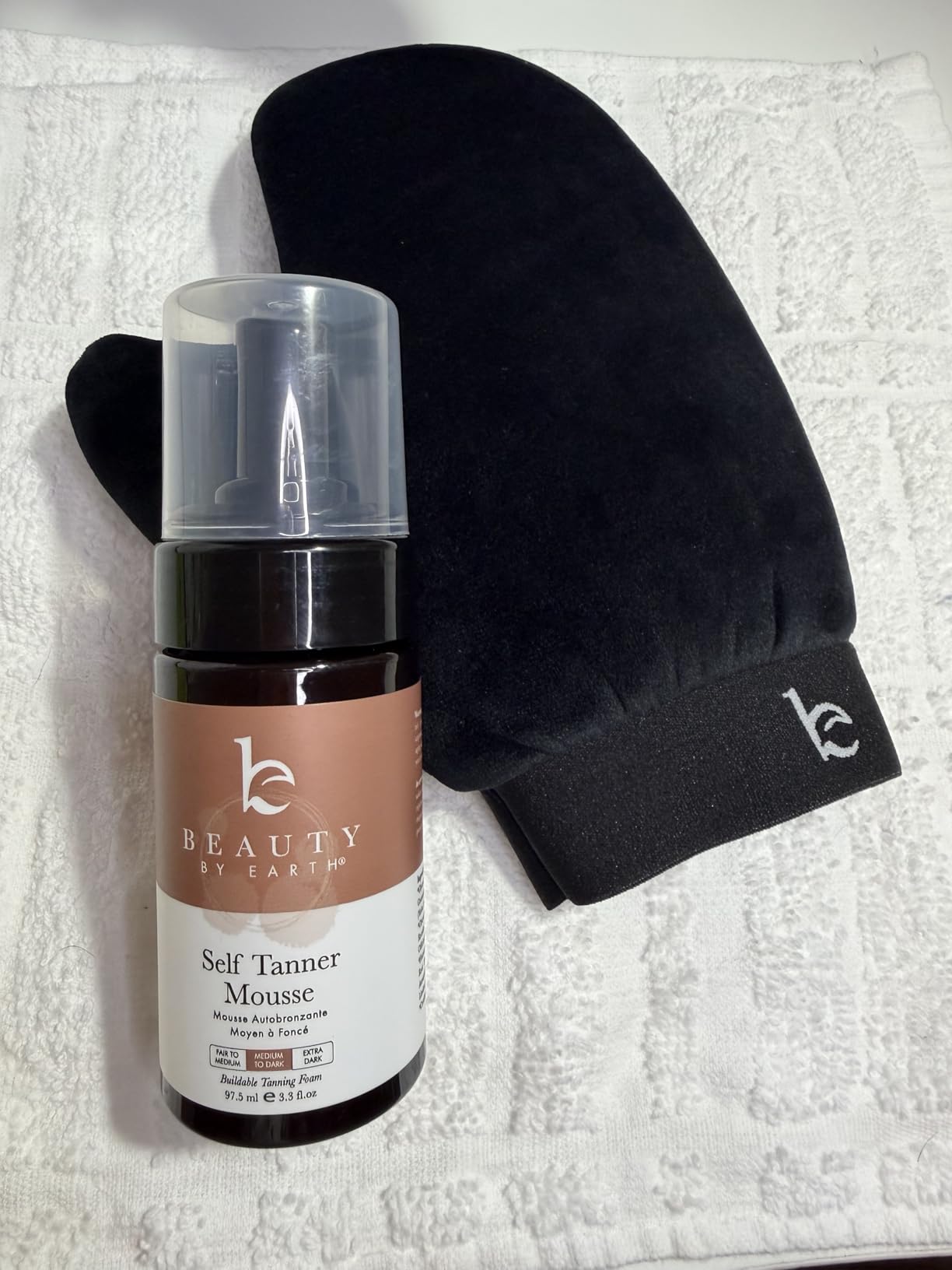 Beauty by Earth Self Tanner Tanning Mousse Kit - USA Made with Natural & Organic Ingredients, Self Tanner Mousse and Mitt, Tan Kit, Fake Tan Tanning Foam, Medium to Dark, Sunless Tanners Best Sellers