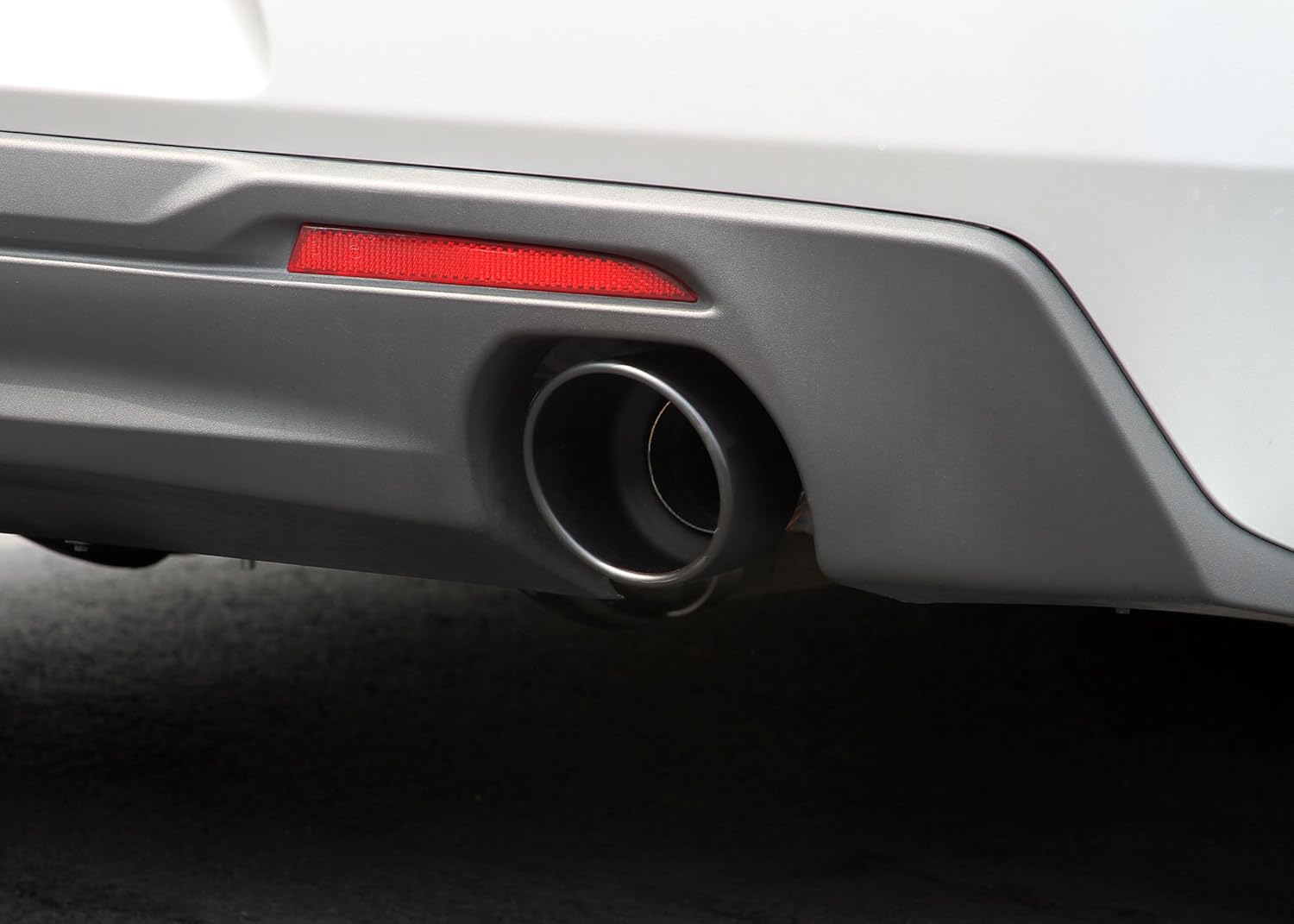 Flowmaster 717992 FlowFX Axle-Back Exhaust Kit 3 Inch 409 Stainless Steel with 4.5 Inch Black Ceramic Coated 304 Stainless Steel Tips Compatible with 2016-2024 Chevy Camaro 3.6L V6