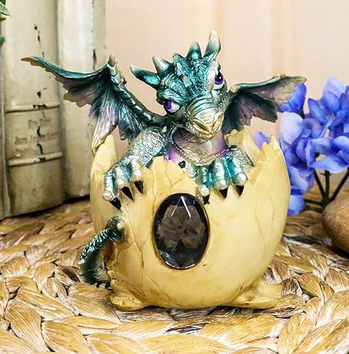 Vista 71 de Ebros - Estatua de huevo de dragón con piedra natal de agosto, 5.25 pulgadas de alto, peridoto verde, piedra natal de agosto, símbolo de gema