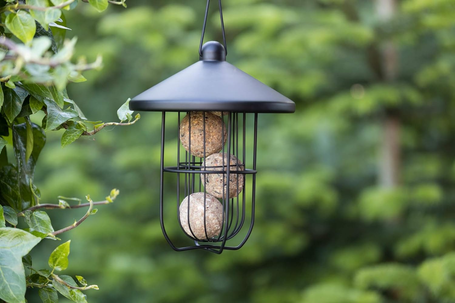 Trixie 55652 506g Metal Fat Ball Holder/Roof BigaMart