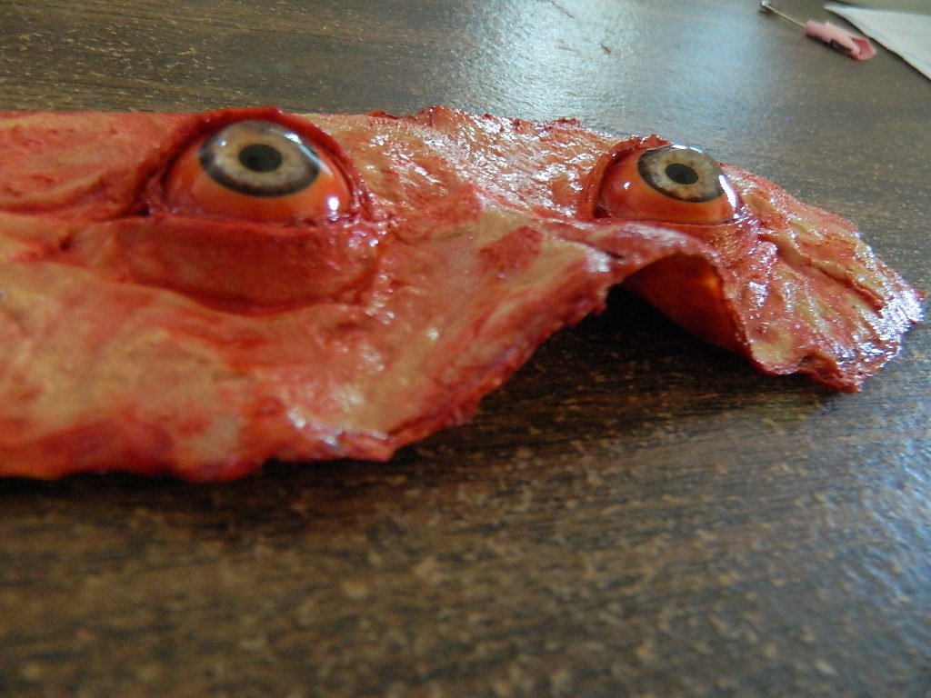 Dead Head Props Halloween Prop Cut Off face Eyes of Fear