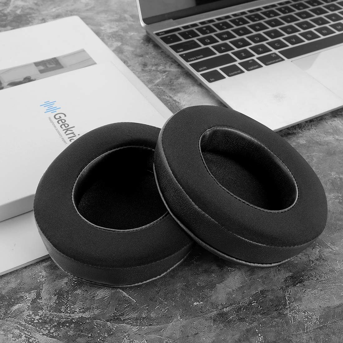 Geekria Sport Cooling Gel Ear Pads Compatible with Razer Nari Ultimate/Essential, Kraken Kitty/Tournament Edition/RGB / V2 Pro/BT/Edition Headphones, Ear Cushions (Black)