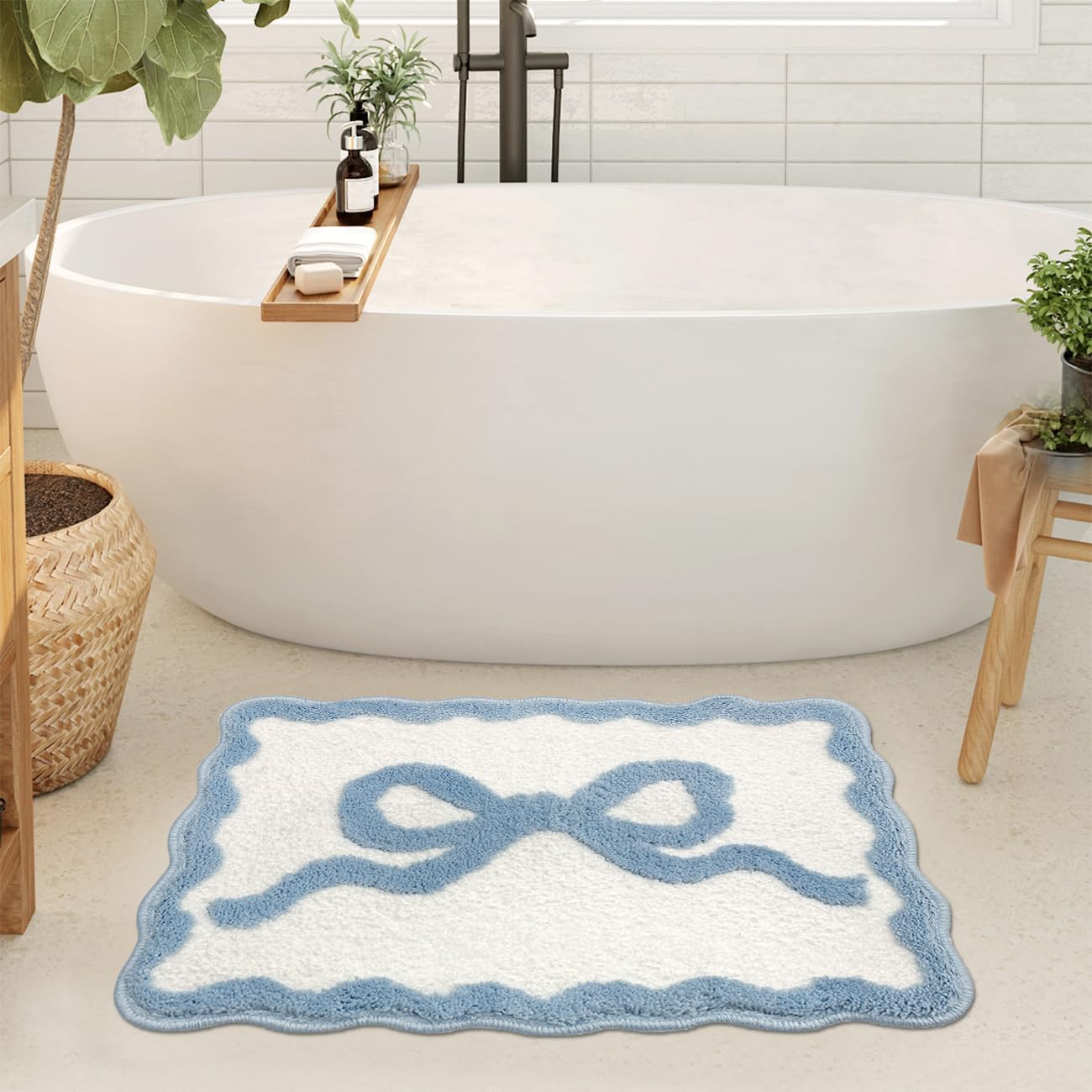 Scalloped Bath Mat Bow Bathroom Rugs Blue Extra Soft Cute Preppy Aesthetic Decor Bath Rug Water Absorbent Quick Dry Non Slip Bath Mats for Bathroom Tub Sink Shower Floor Carpet, 20" x 32"