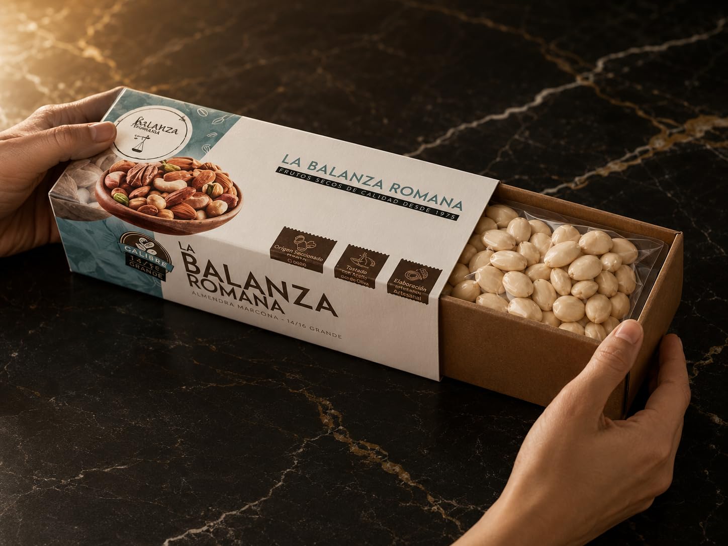 Samskara Tribe Almendras Marcona Peladas Ecológicas | Almendra Reina Española al Vacío | Naturales para Snacks | Gran Calibre Alta 16+ | 800 g