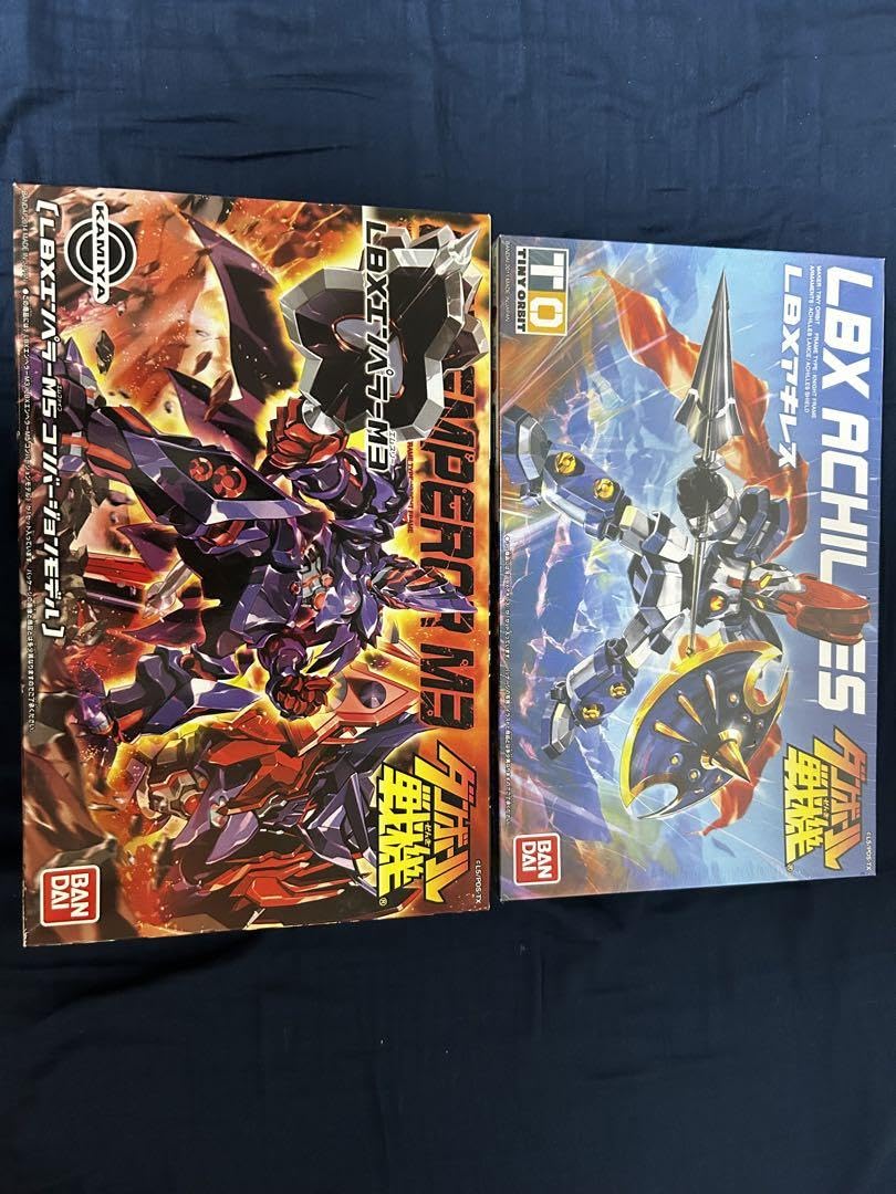 Amazon.co.jp: ダンボール戦機 LBX エンペラーM3 LBX アキレス 001