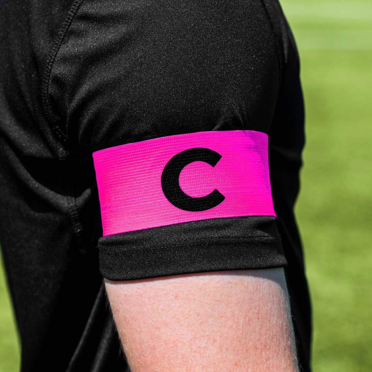 FORZA Pro Captains Armbands – Rugby & Football Armbands | Flexible Nylon with Adjustable Captains Armband with Hook & Loop Fastening [6 Colour Options] (Pink)