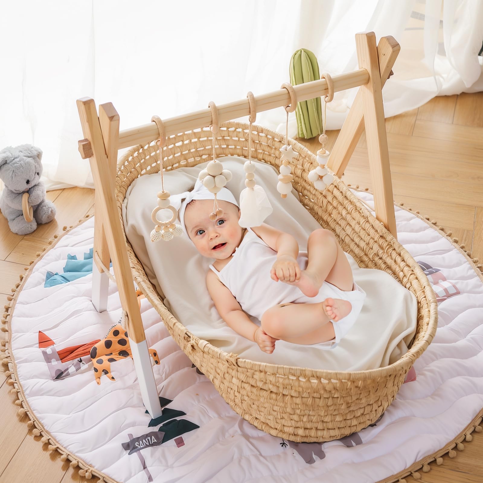 Arco da palestra in legno per bambini con 5 giocattoli sensoriali staccabili cotone bianco