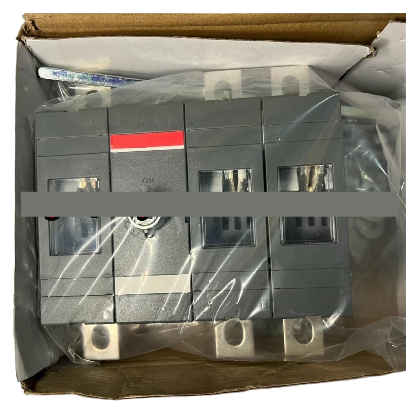 Interrupteur d'isolement OT160EV12P pour stopper les arcs électriques en usine