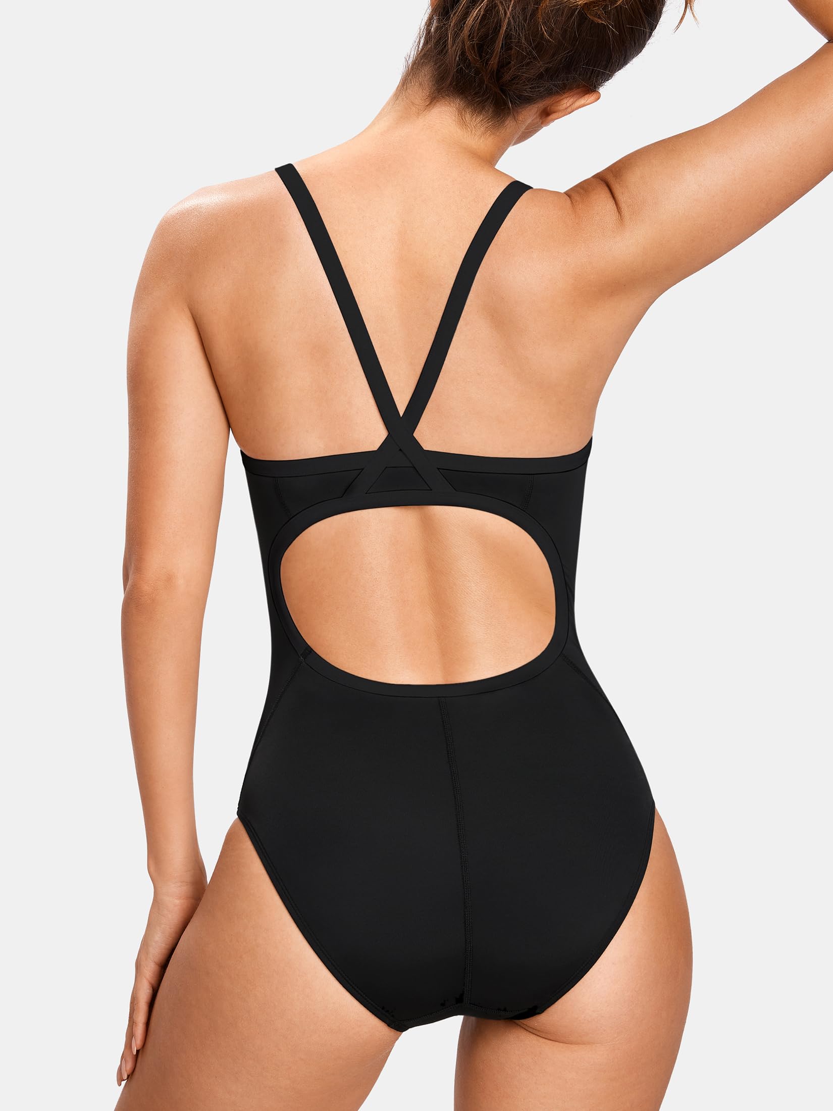 SYROKAN Damen Sport Badeanzug One Piece Trainings Profi Einteiler Bademode mit Cups