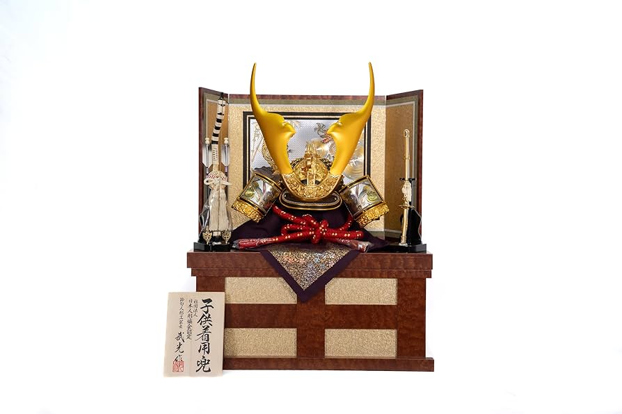 5月の節句…兜set 楽天市場】Wooden Kabuto set by Lemi toys 木製 兜 コンパクト