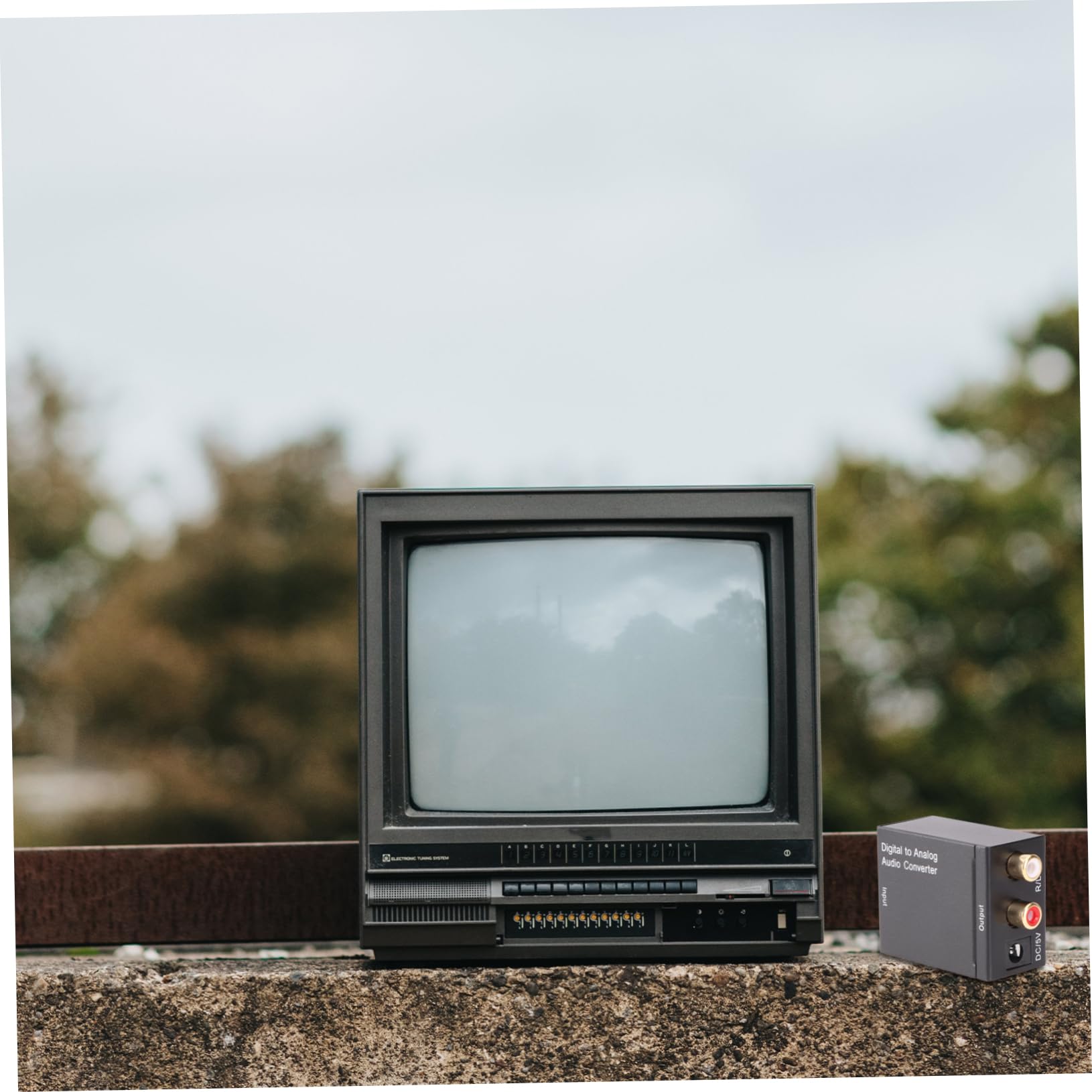 Housoutil Digital to Analog Optical Audio Converter to R Converter for Tv and DVD Supports Spdif Input Compact Design for Easy Installation and Sound Quality