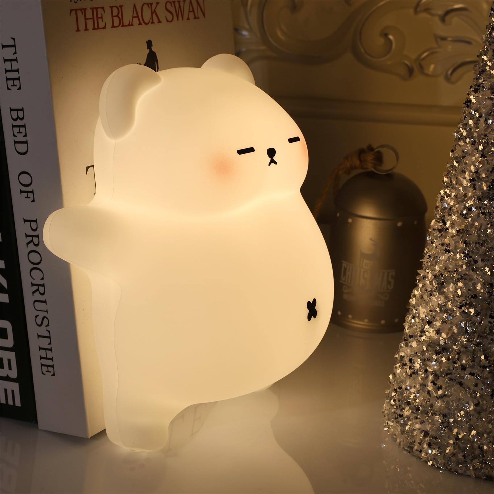 Luz nocturna de oso recargable, regalo de Navidad para mamá, regalos de baby shower con sonidos relajantes de ronquidos y barriga en movimiento, control táctil de atenuación de 3 niveles