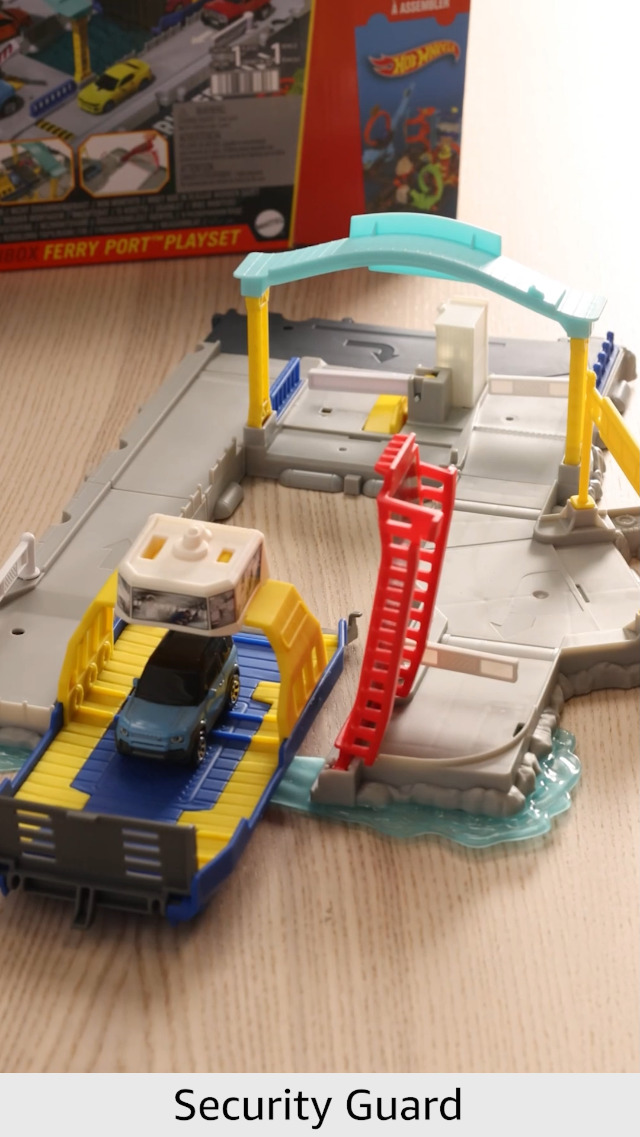 Amazon.com: Matchbox HMH29 Ferry Port Set with Detachable Wheeled