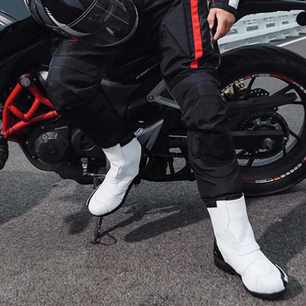 Zapatos de Moto Impermeables para Hombre Zapatos de Motocicleta Refuerzo cómodas, Protección de Tobillos, Suela Antideslizante