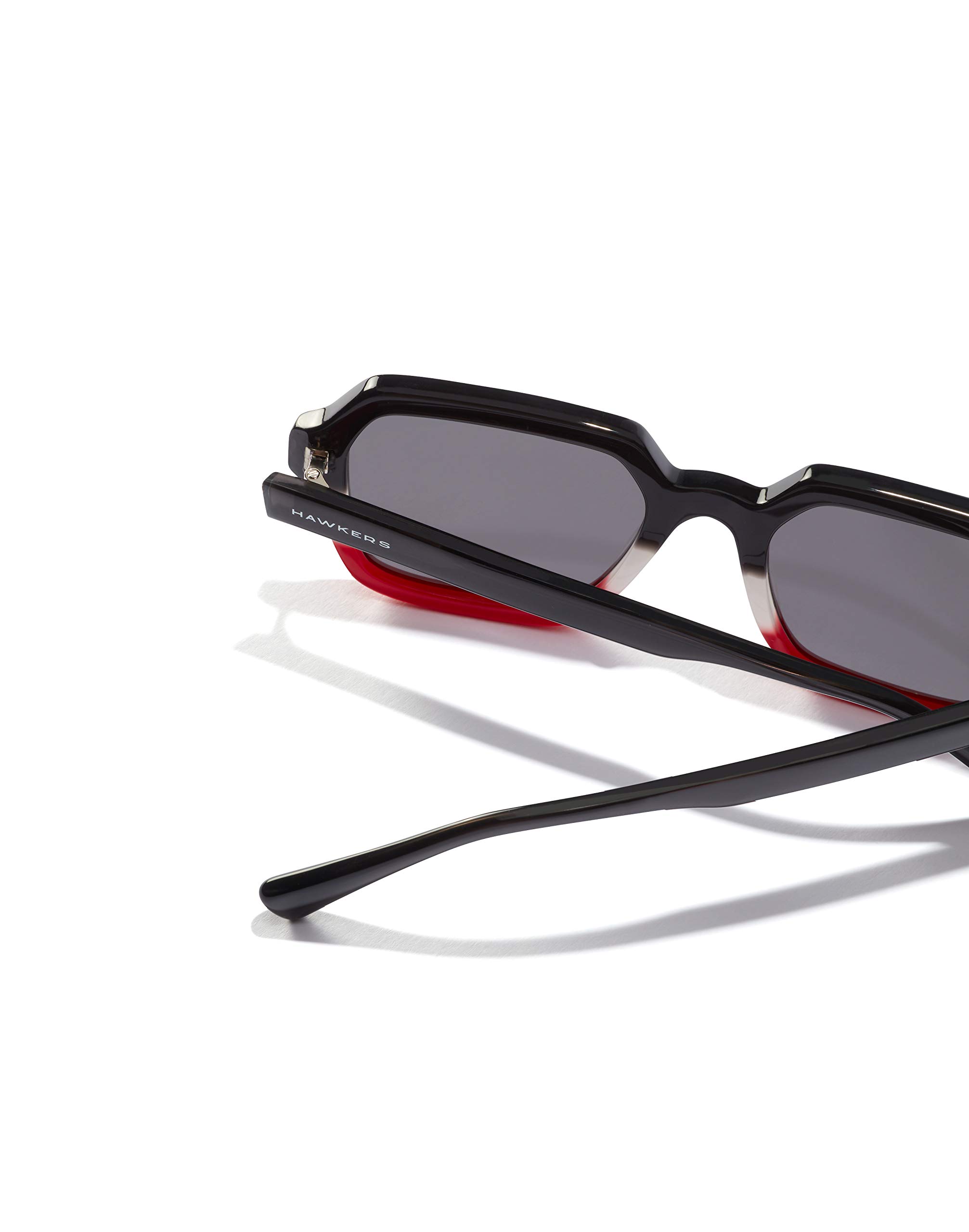 HAWKERS · Gafas de sol MINIMAL para hombre y mujer.