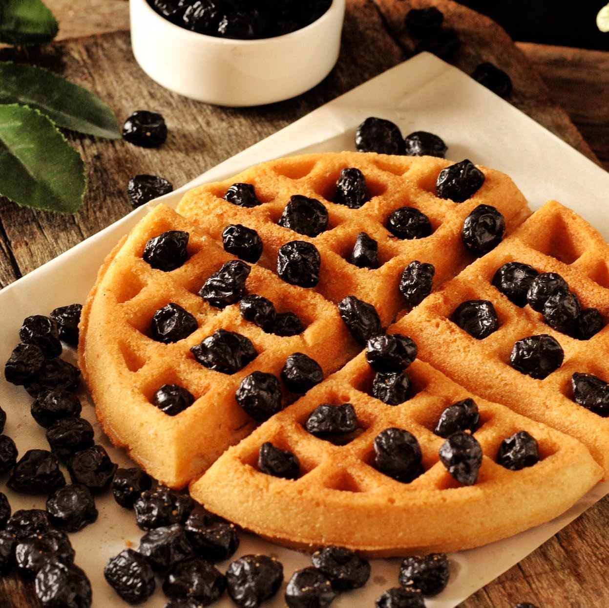 LILA DRY FRUITS Dried Blueberries 500 GMS | Naturally Sweetened Premium Californian Blueberry, Antioxidants Rich Delicious Tasty and Chewy Snack | Ideal for Snacking, Baking | Perfect for Giftings - Image 9 thumbnail