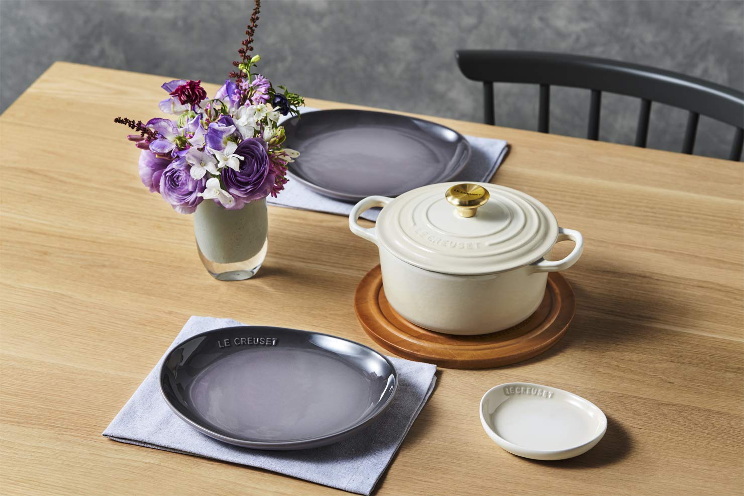 Amazon｜ル・クルーゼ(Le Creuset) 鋳物 ホーロー 鍋 シグニチャー