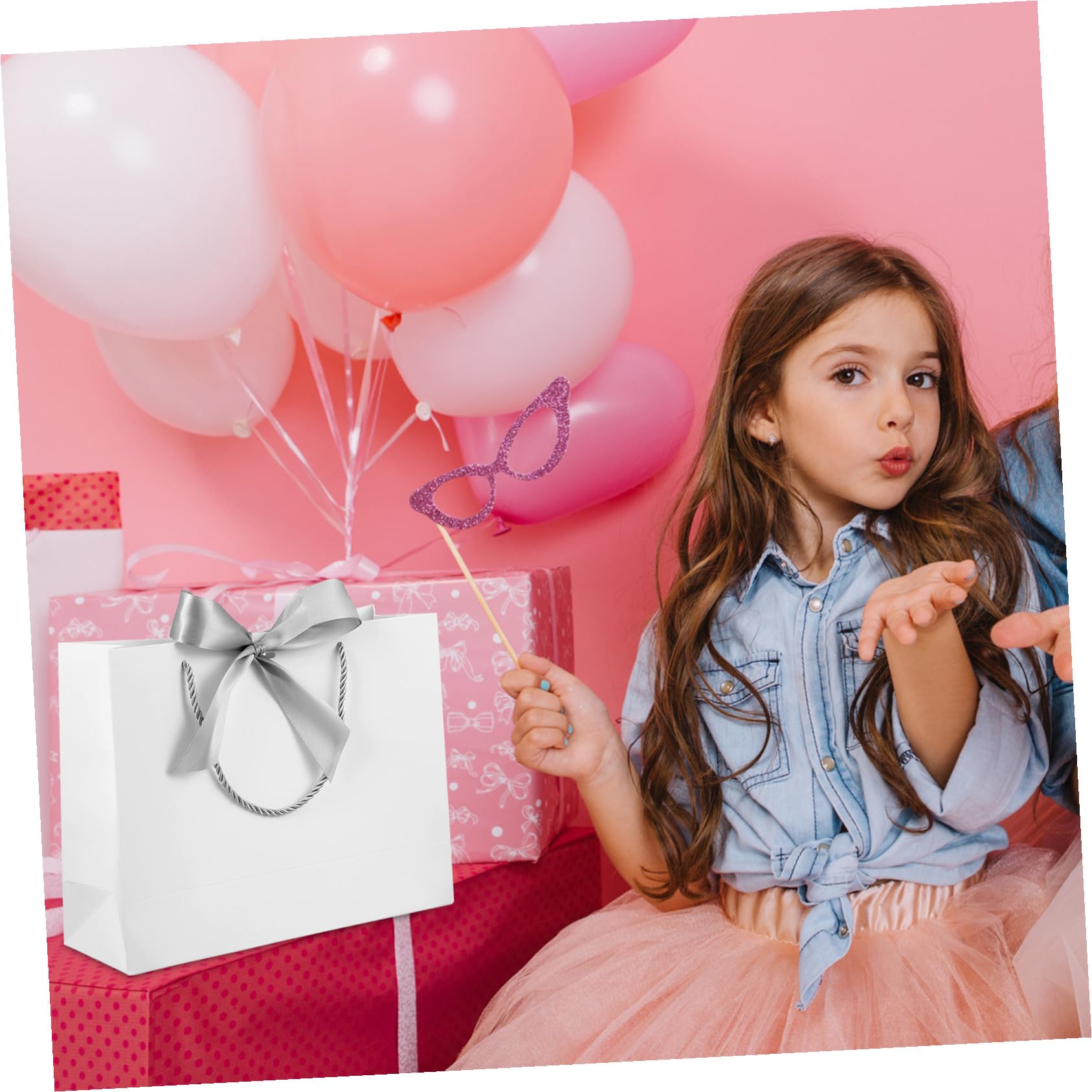 LOLIPPYY 10 Stück Teiliges Geschenktüten mit Griffen und Schleifenband Papiertragetaschen für Hochzeit Party Geschenkverpackung Stabile Tragegriffe Klassisches Design in Weiß und Rosa