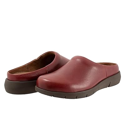 SoftWalk Andria Women
