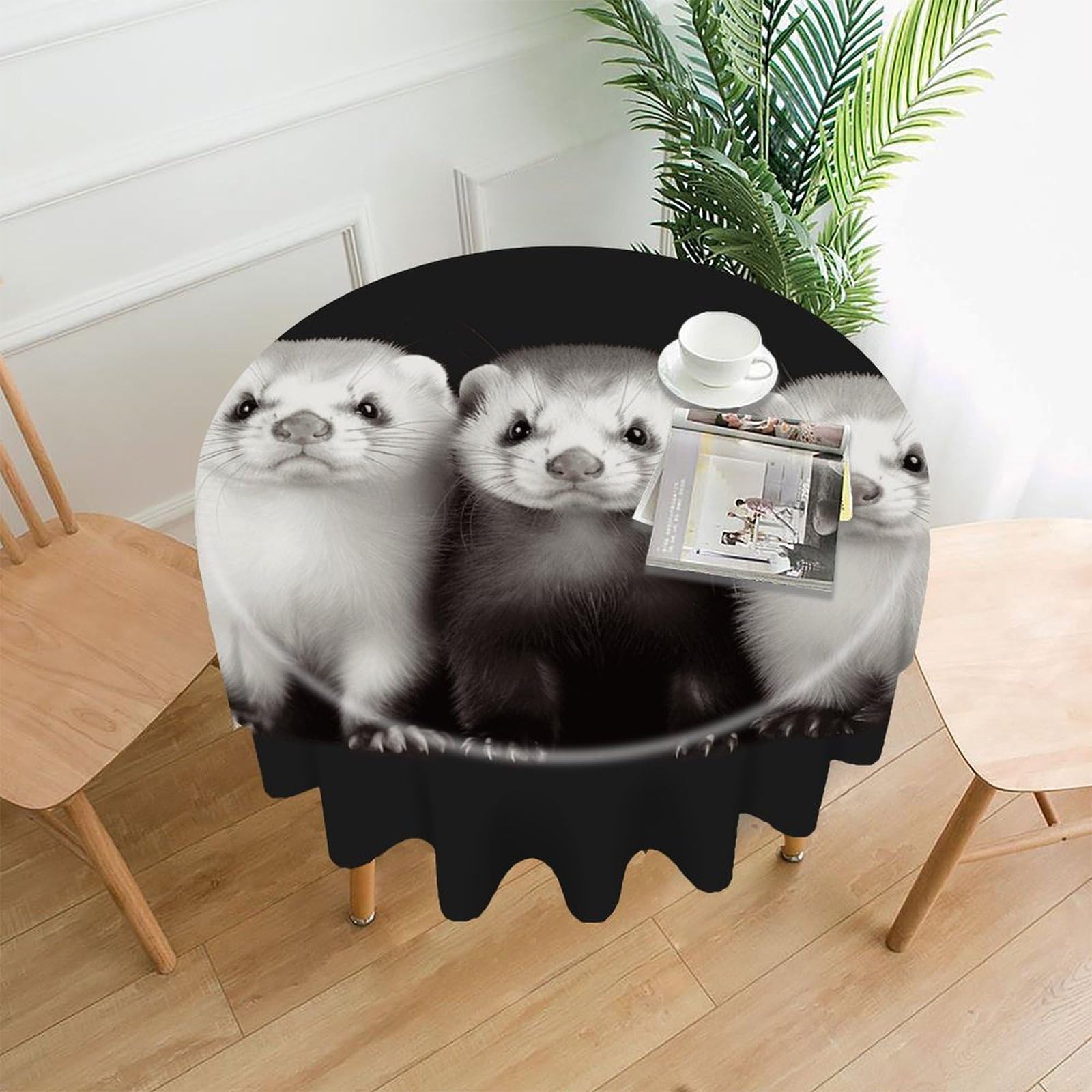 Ferrets Tablecloth Exquisite Wrinkle-Free Straight-Edge Round Table Cloth Anti-Fading Premium Polyester Tablecloth Waterproof Folding Table Cloths for Tables Decor