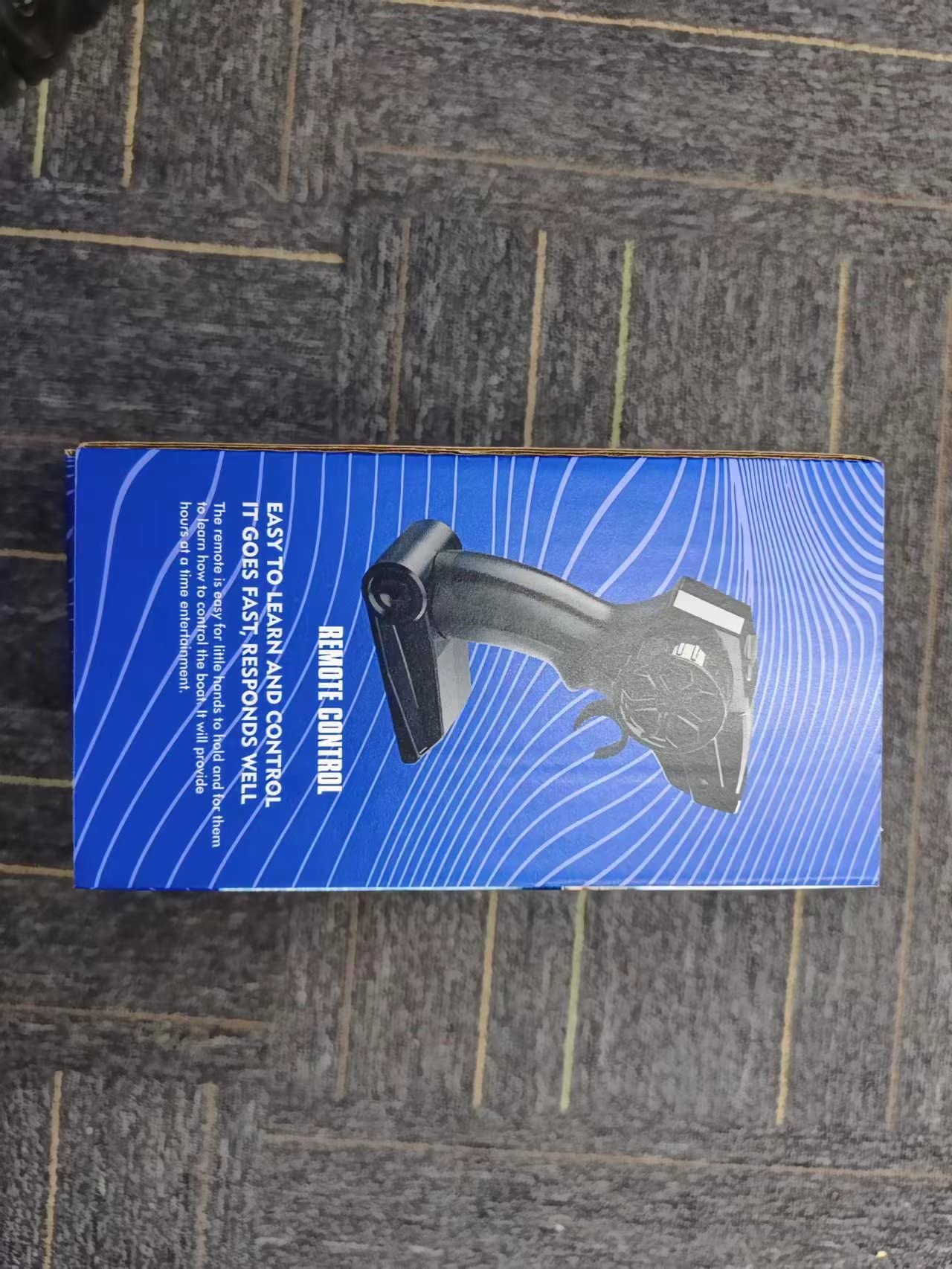 Barca Telecomandata Impermeabile 2,4GHz Motoscafo Giocattolo Batteria Ricaricabile, Barca da Corsa RC Giocattolo Ideale Regalo