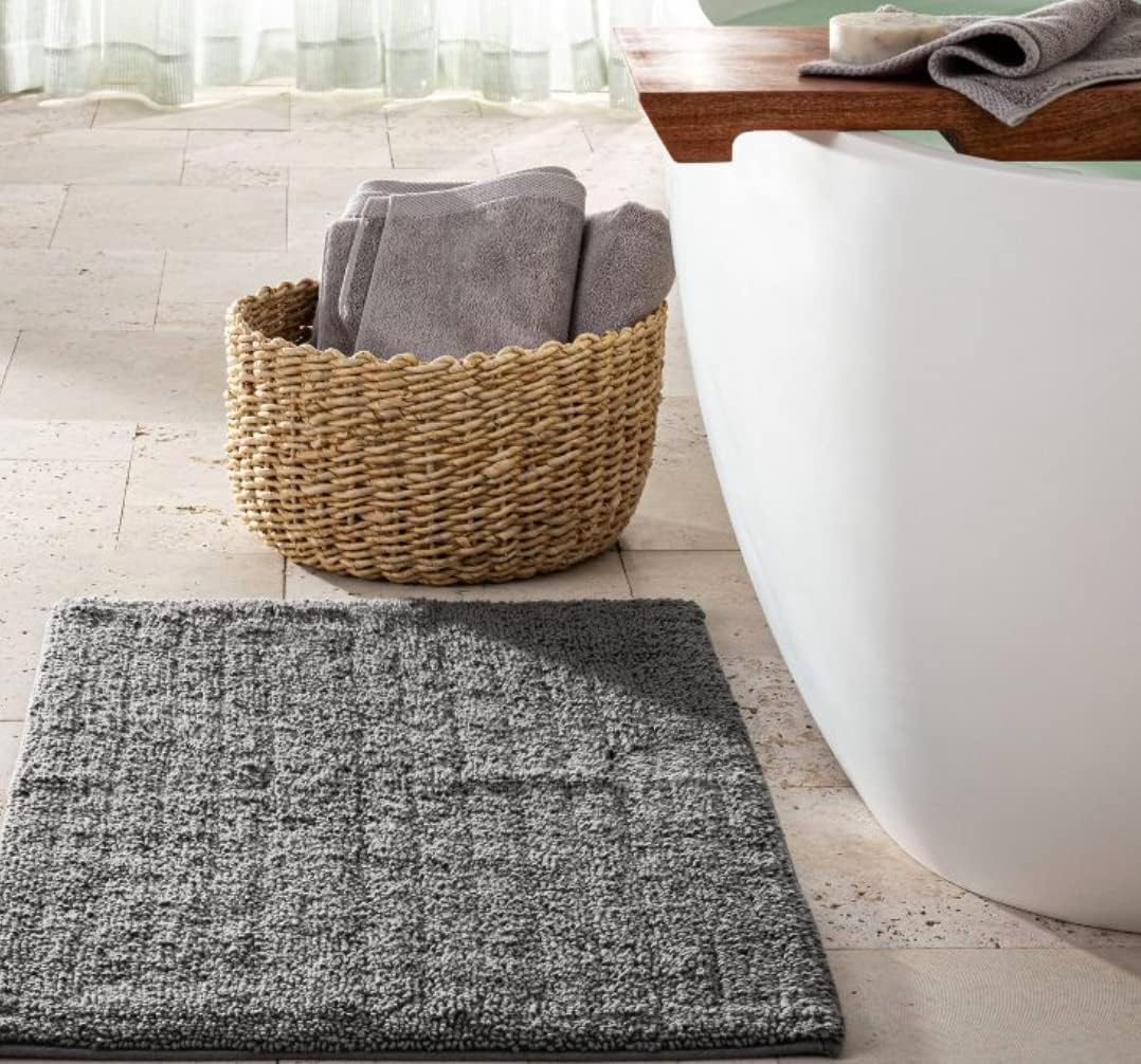 Casaluna Looped Bath Rug 21"x34" Dark Gray Home & Kitchen