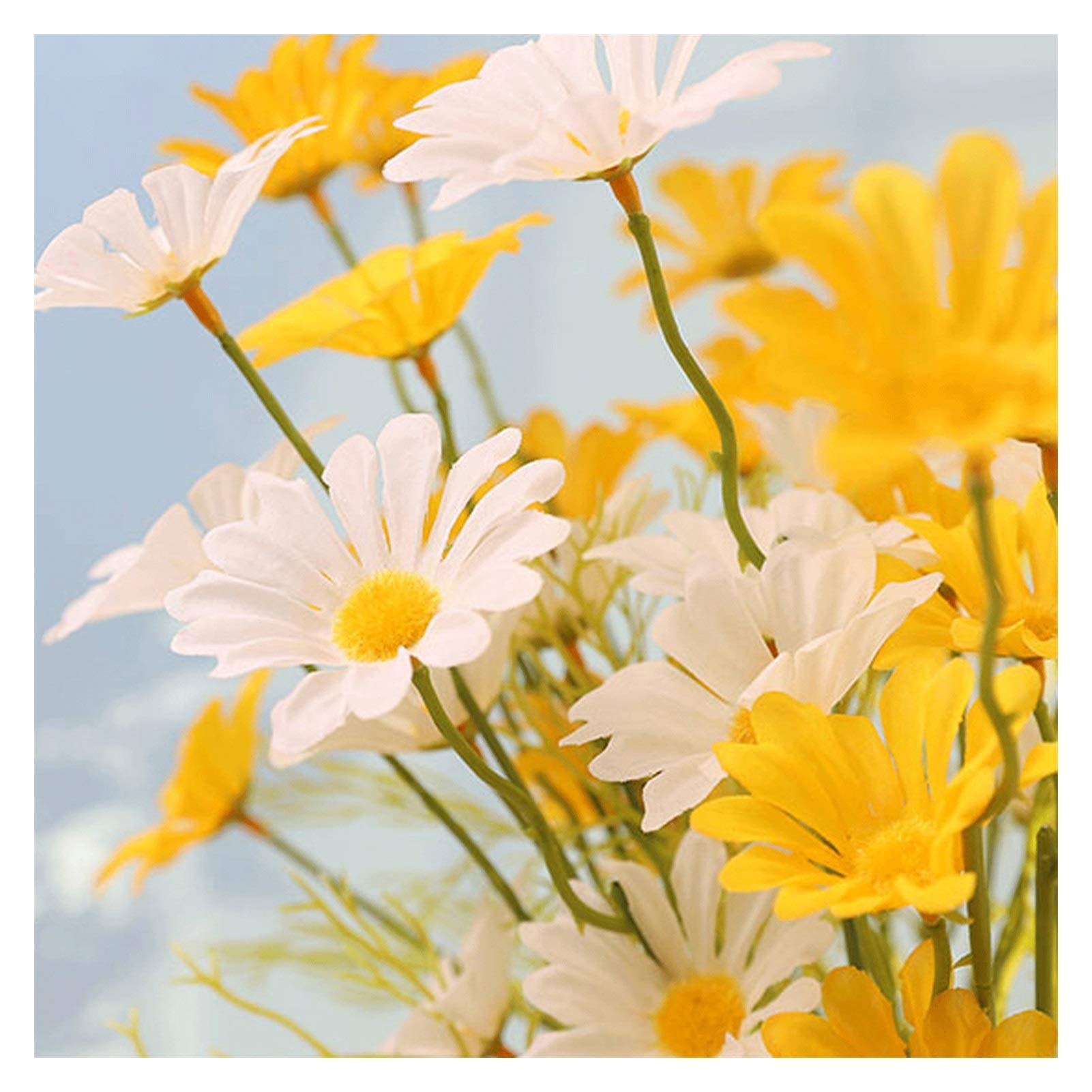 Künstliche Blumen und Vase, Elegante Sträuße aus künstlichen Seidenblumen mit Keramik für die Tischdekoration im Wohnzimmer