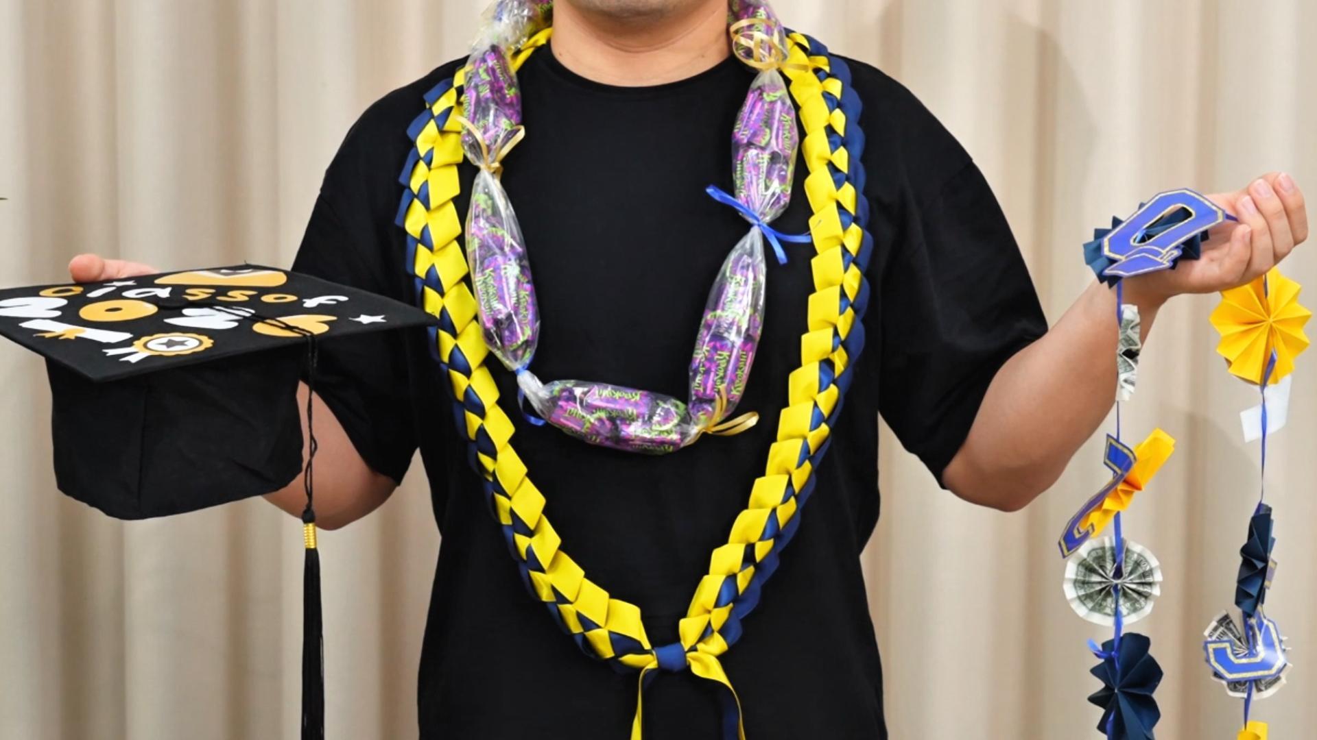 Sozize Kit Fai Da Te Per Creare Leis Di Laurea 2025 - Tema Blu E Oro - 100 Pezzi Fiori E Accessori - Senza Caramelle Né Soldi - 5