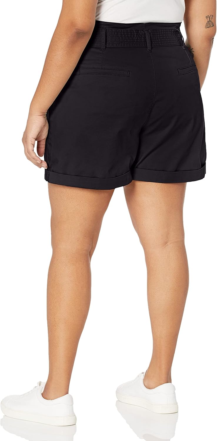 Gloria Vanderbilt Women's Trapunto Self Belt Vacation Short Standard - Image 4