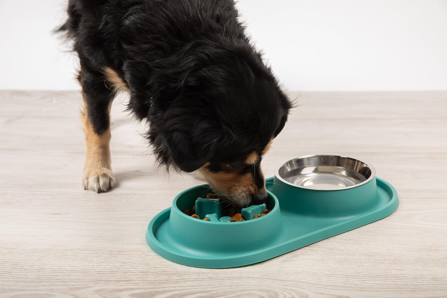 Dog Feeder Anti Voracity Feeder for Anxious Puppies Double Bowl Silicone Non-Slip Anti-Spill Drinking Bowl and Slow Feeder with Obstacles