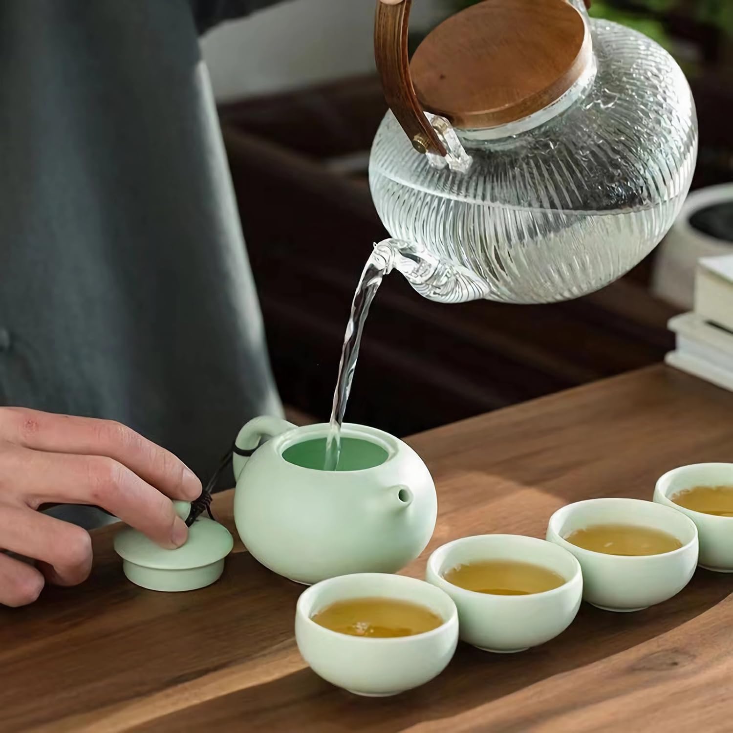 Set de tetera, servicio de té chino Kungfu, tetera de cerámica con 4 tazas y bandeja porta té, juego de viaje para té suelto, negro