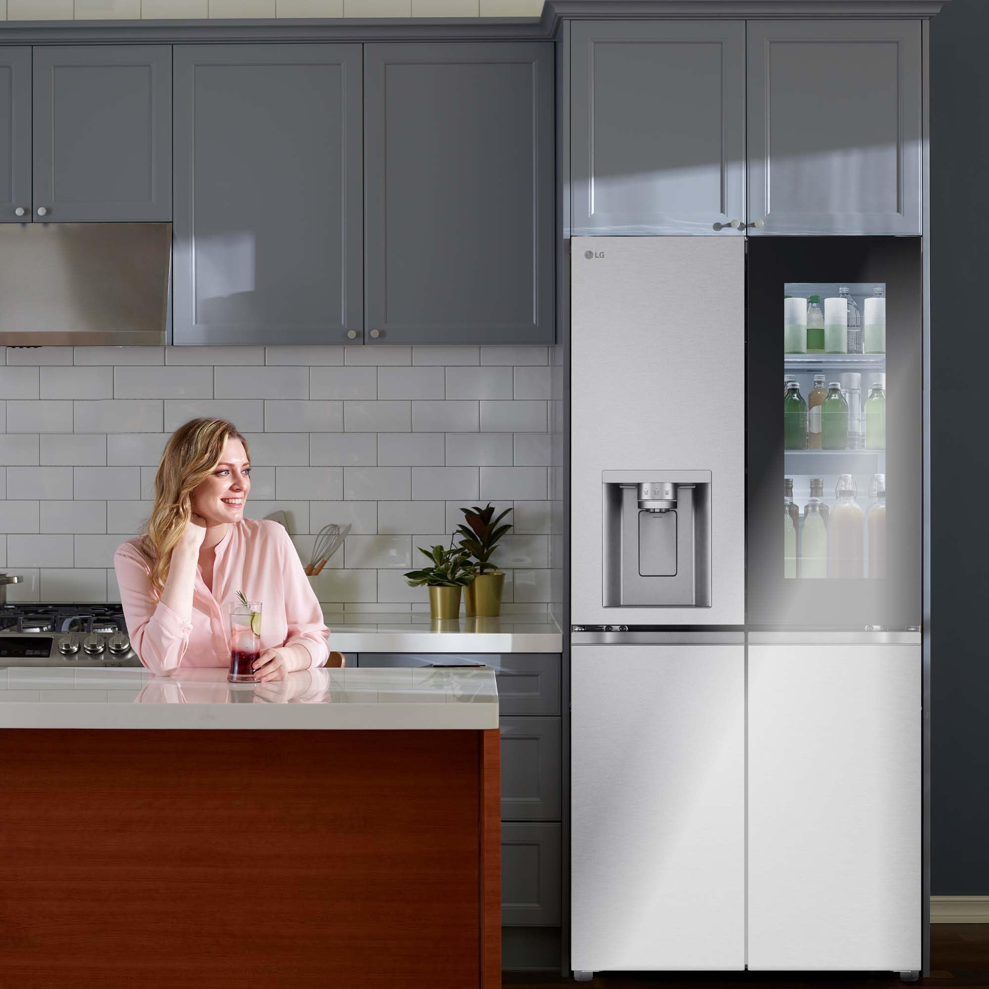 LG GMG861MBAE - Frigorífico American Combi InstaView, Clasificación E, 508 L, Door Cooling, Linear Cooling, UVNano, 1,80 m, Acero texturizado antihuellas