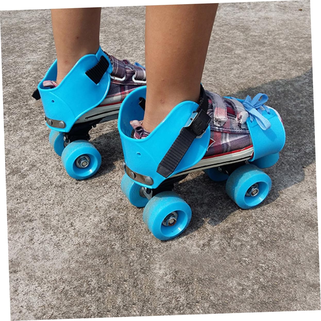 Adjustable Double Row Four Wheels Skate Shoes Ankle Strap and Lace Design Protective Roller Skates for Boys and