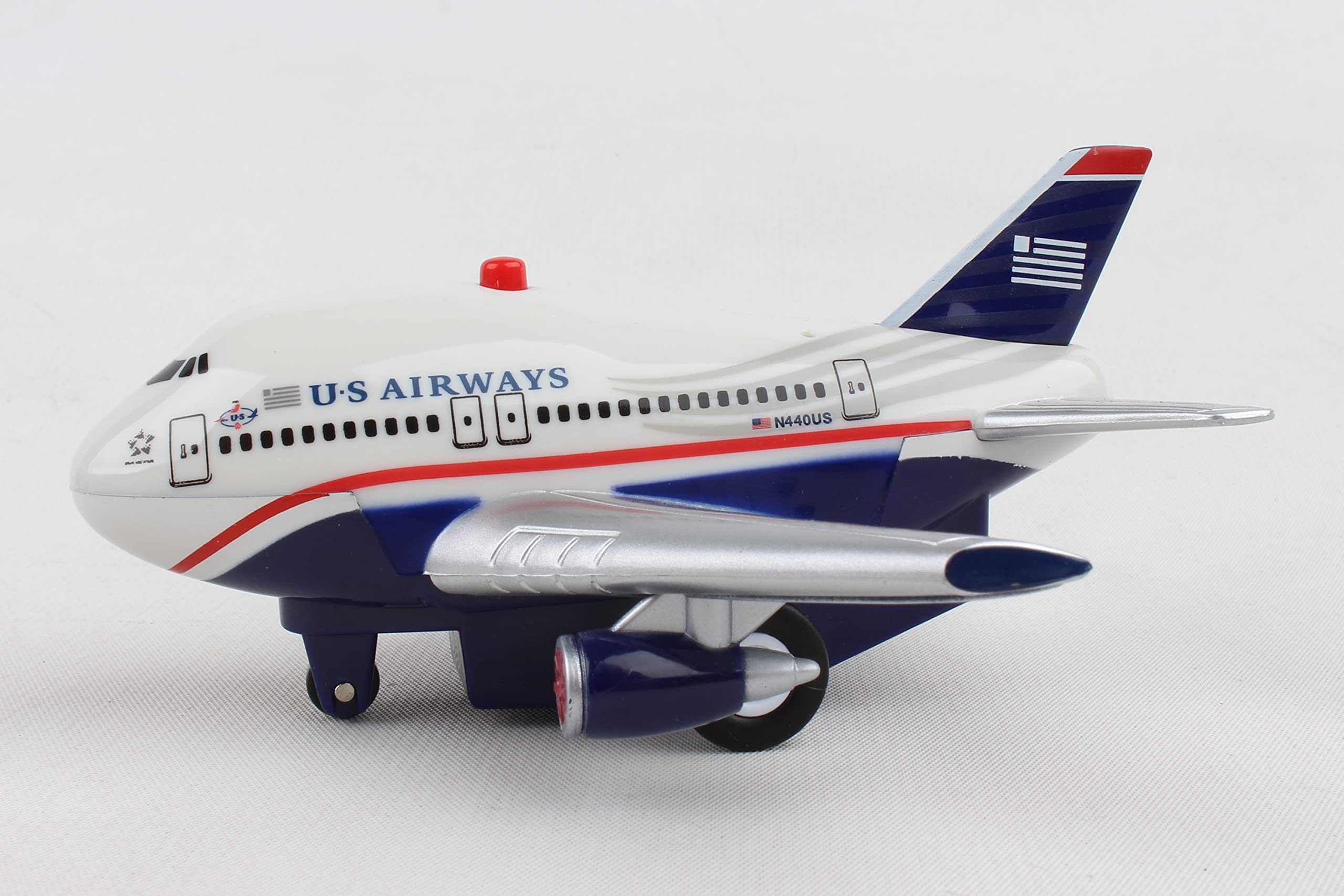 Amazon.com: Daron New Livery Us Airways Pullback Toy with Light