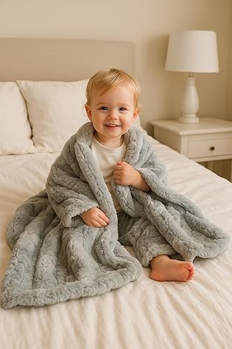 Miniatura 4 de Manta Laurant para bebé pequeño -Lujosa, esponjosa y cálida - Manta galardonada y acogedora para bebés de invierno (gris, cuna de 30 x 30 pulgadas)