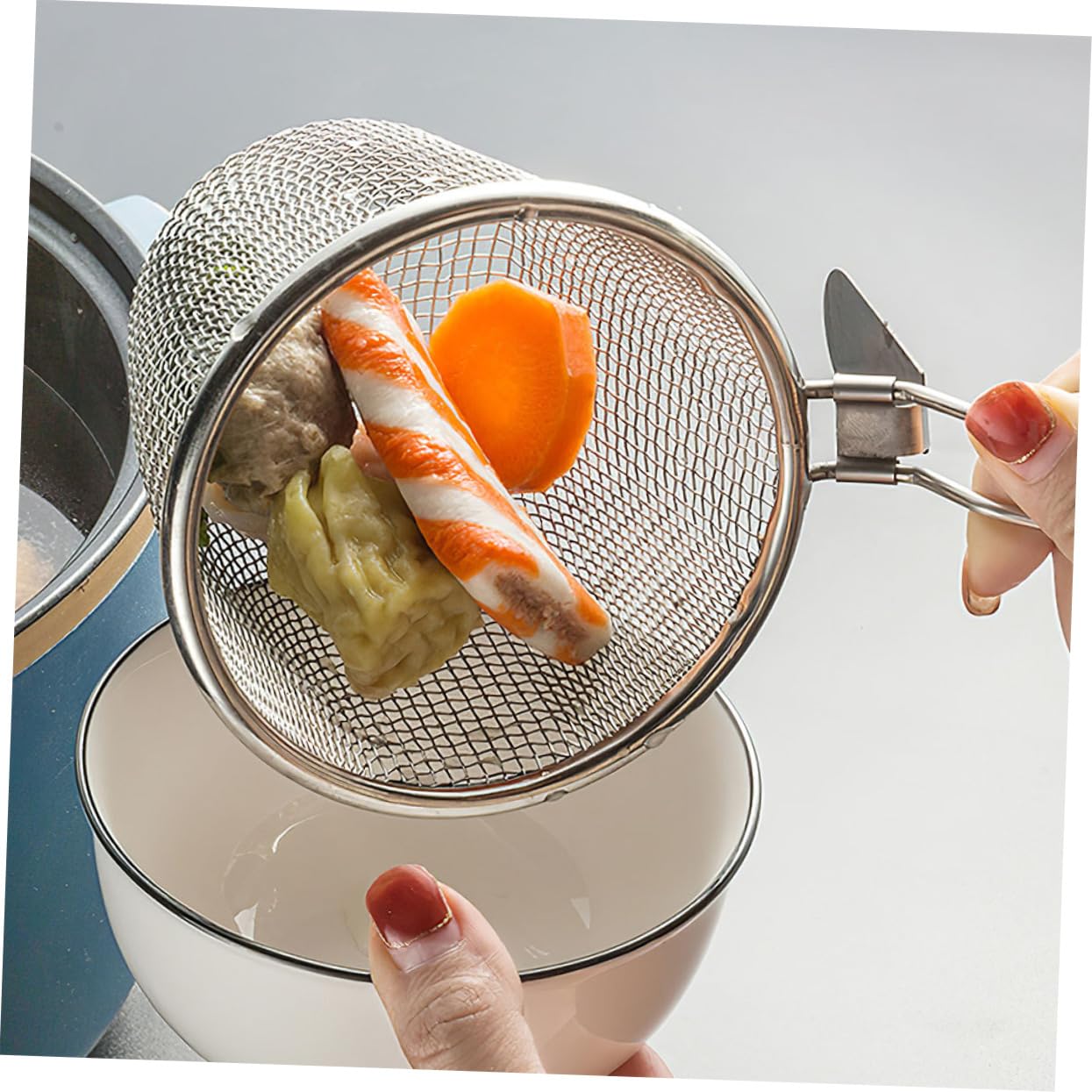 Colador de Malla de Acero Inoxidable con Cuchara y función de Espumadera para Pasta, freír y tamizar Fino en la Cocina